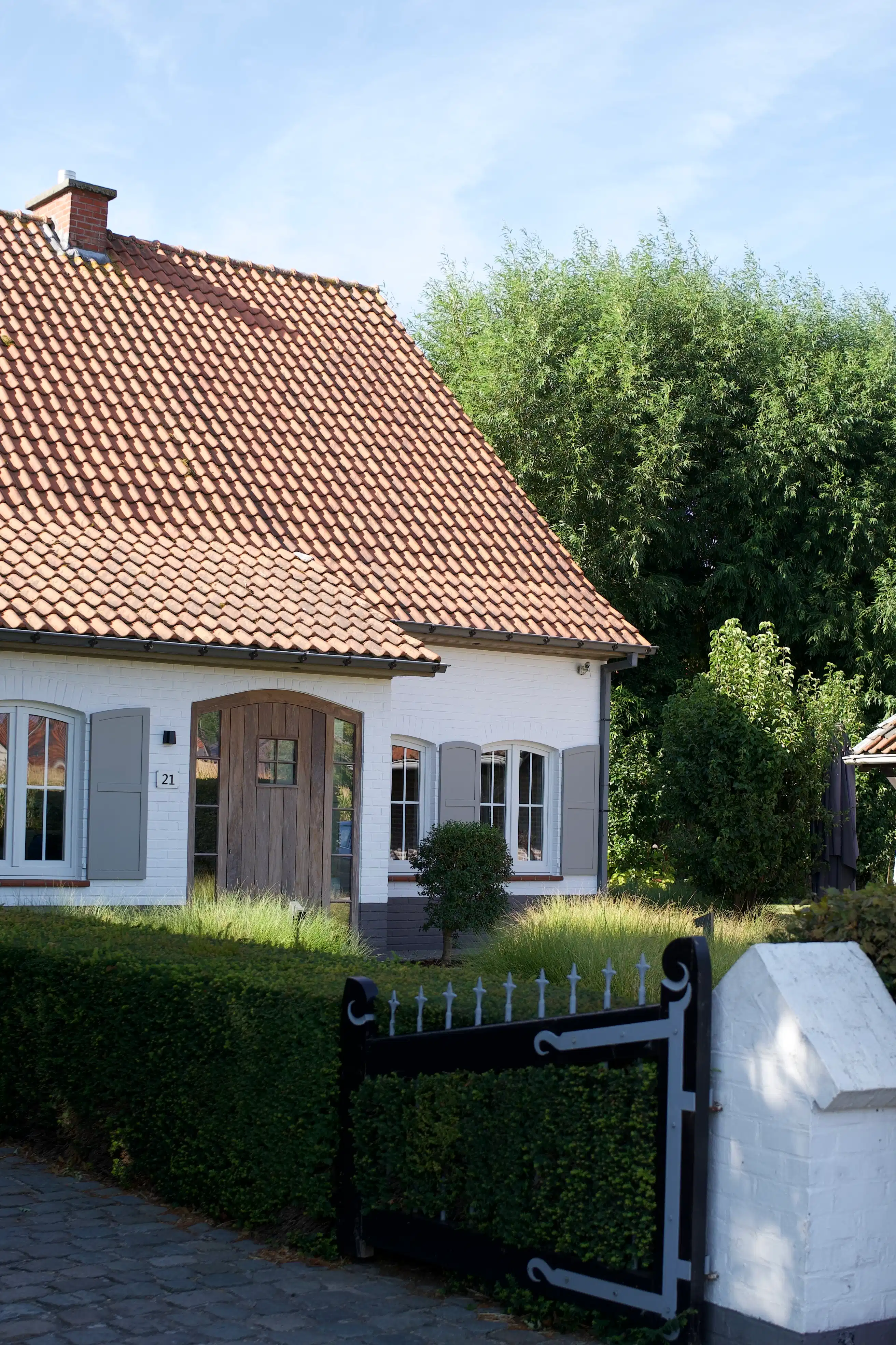 Prachtige landelijke woning met 5 slaapkamers & bijgebouwen foto 21