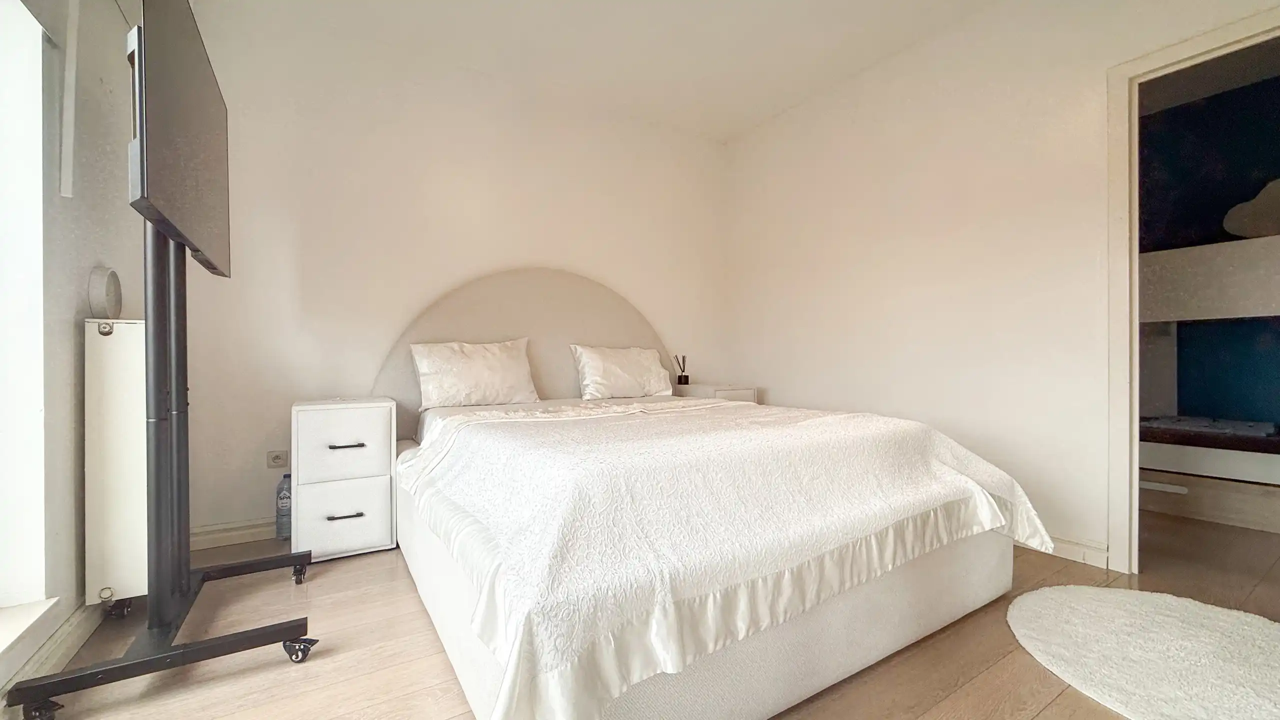 Exclusieve villa met luxueuze leefruimte en 7slpk + veranda! foto 33