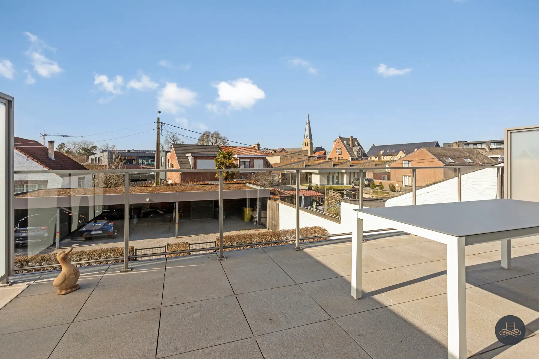 Lichtrijk appartement met groot terras foto 17