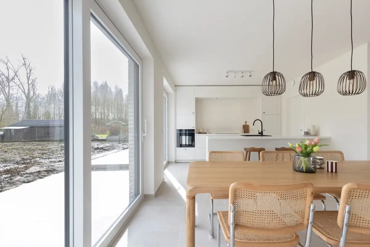 Energiezuinige halfopen nieuwbouwwoningen met inpandige garage in Denderwindeke foto 4