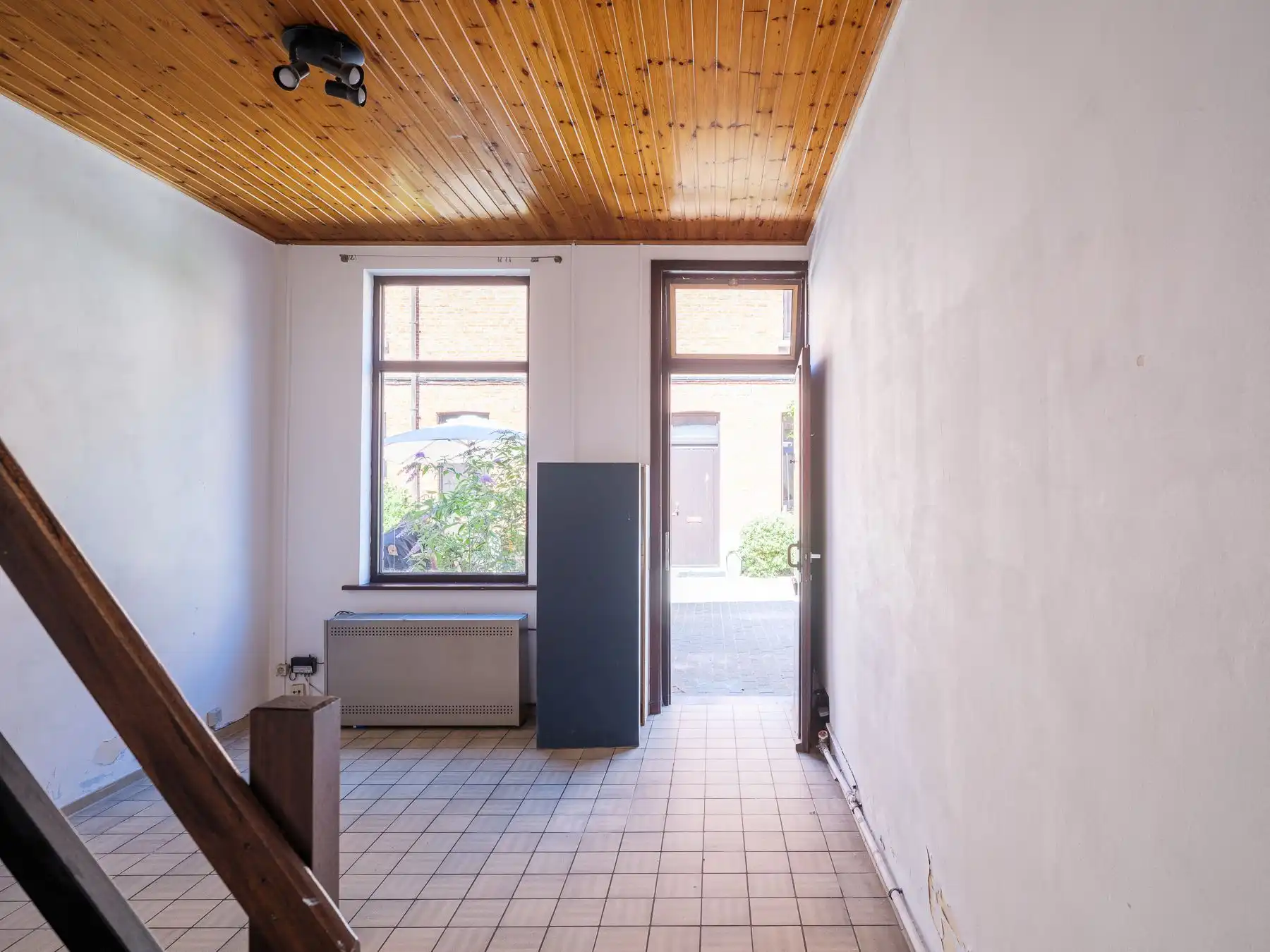 Karaktervolle, gezellige stadswoning in historisch beluik nabij Begijnhof foto 3