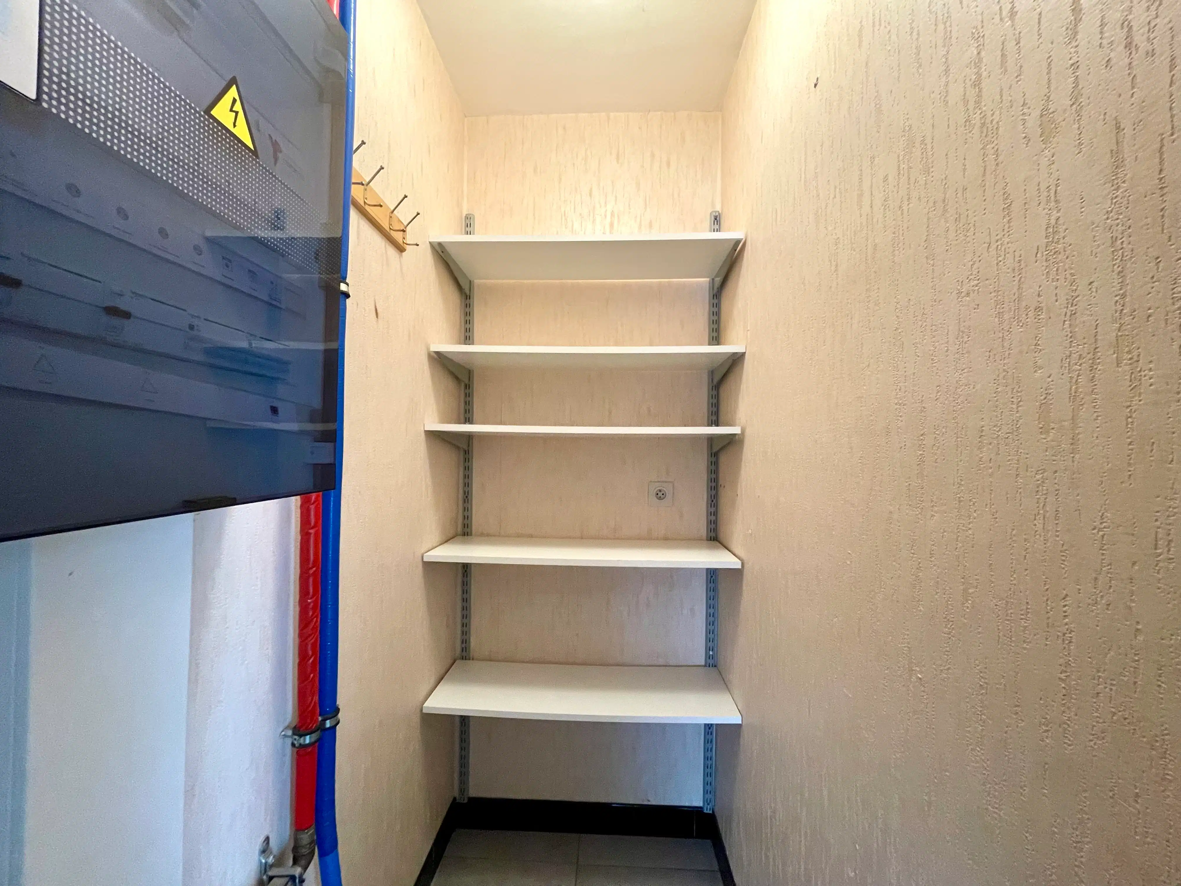 Appartement met twee slaapkamers, terras en garage foto 10