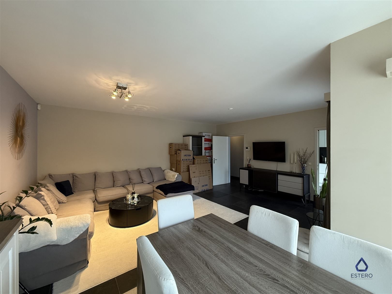 Ruim appartement met 3 slaapkamers en terras foto 5