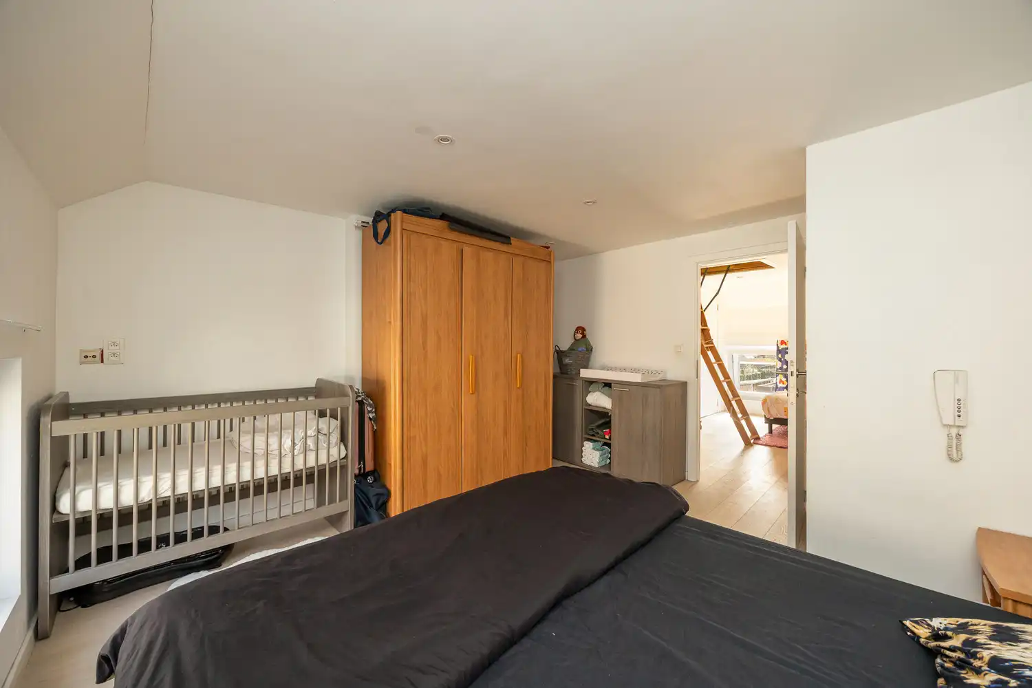 Charmante en instapklare starterswoning met grote Zuid-tuin foto 19