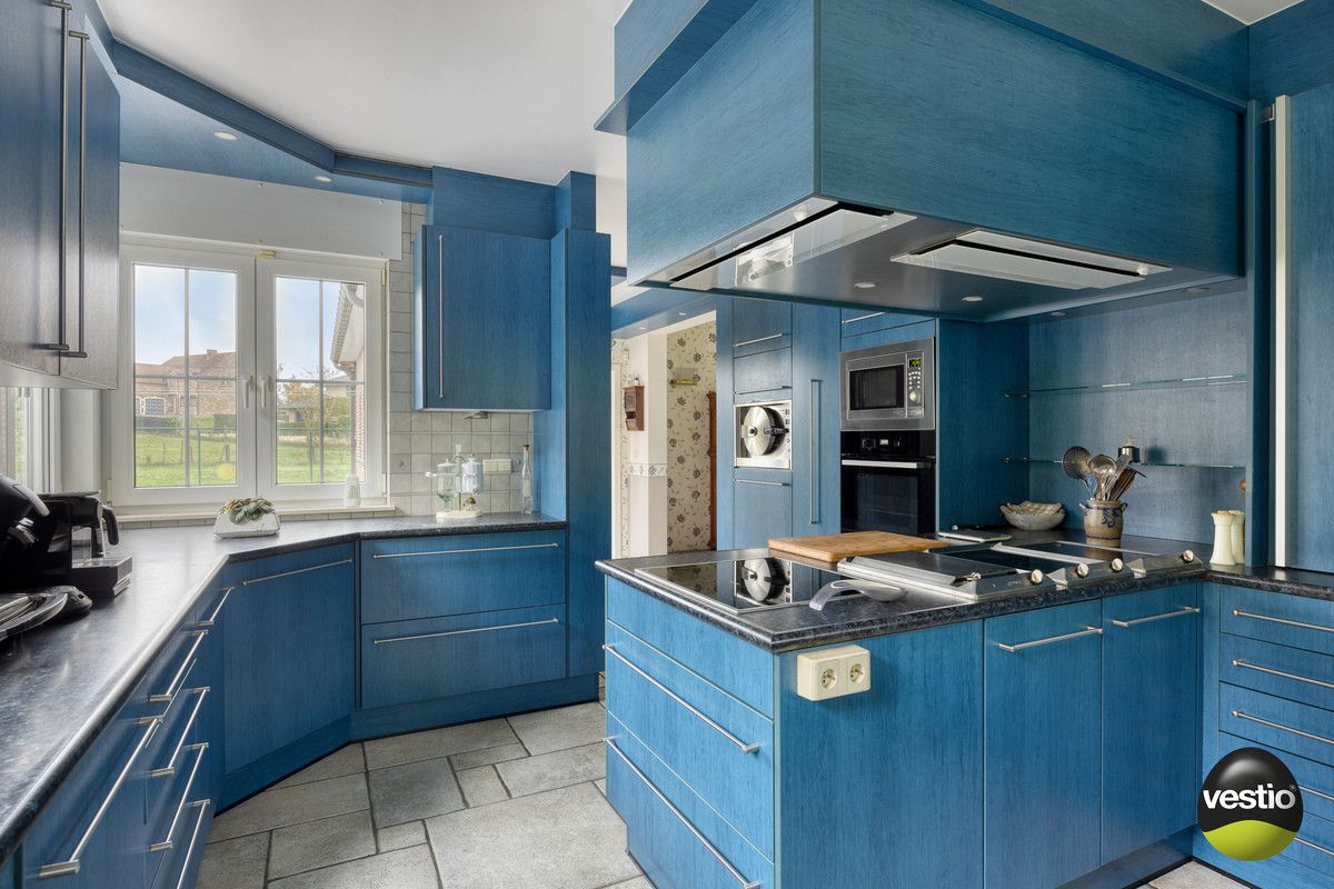 RUSTIG GELEGEN RUIME VILLA MET 5 SLK OP RIANT PERCEEL VAN 18A61CA IN STADSRAND TONGEREN. foto 16