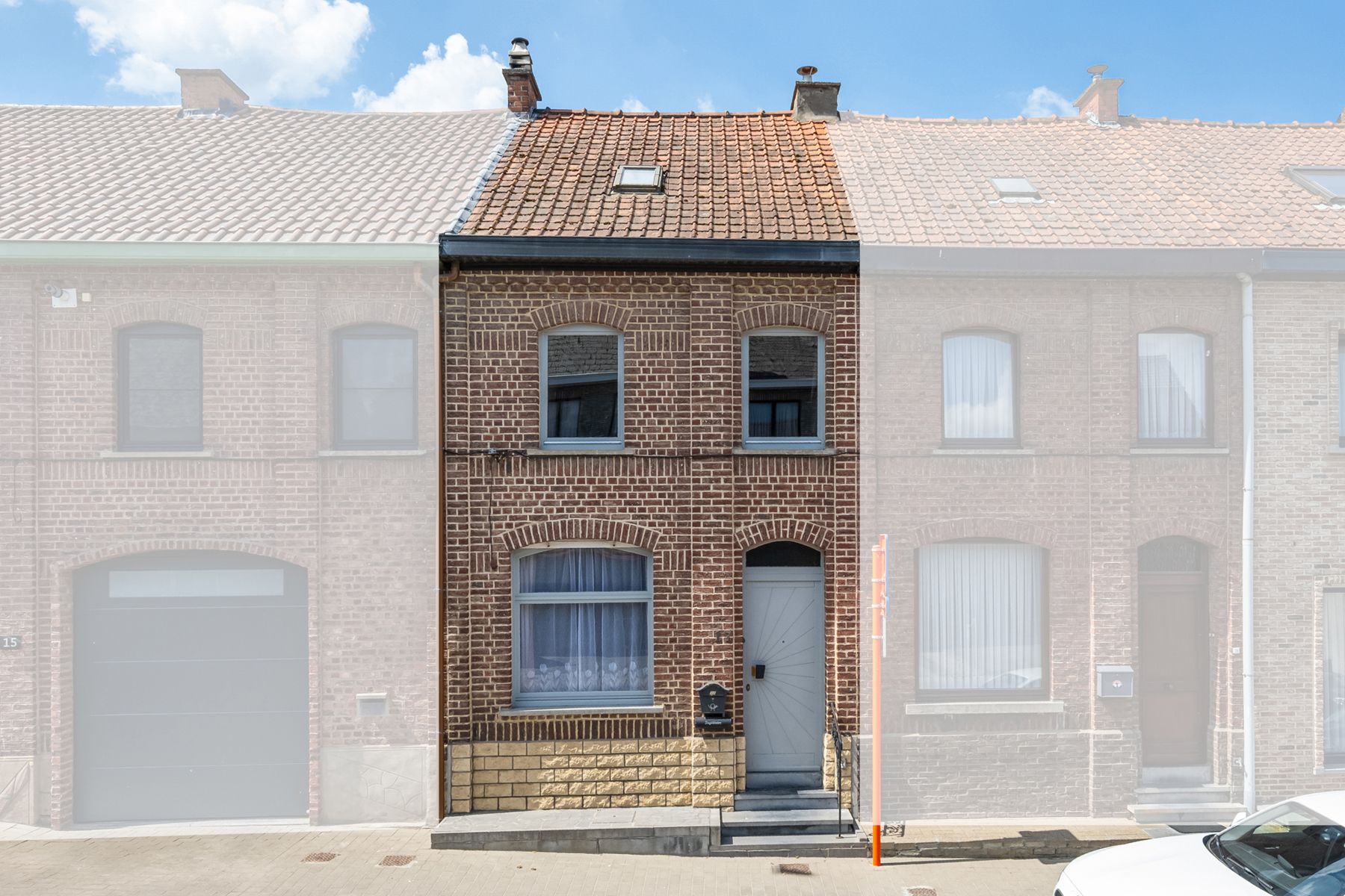 Hoofdfoto van de publicatie: Te renoveren woning met stadstuin & 3slpks