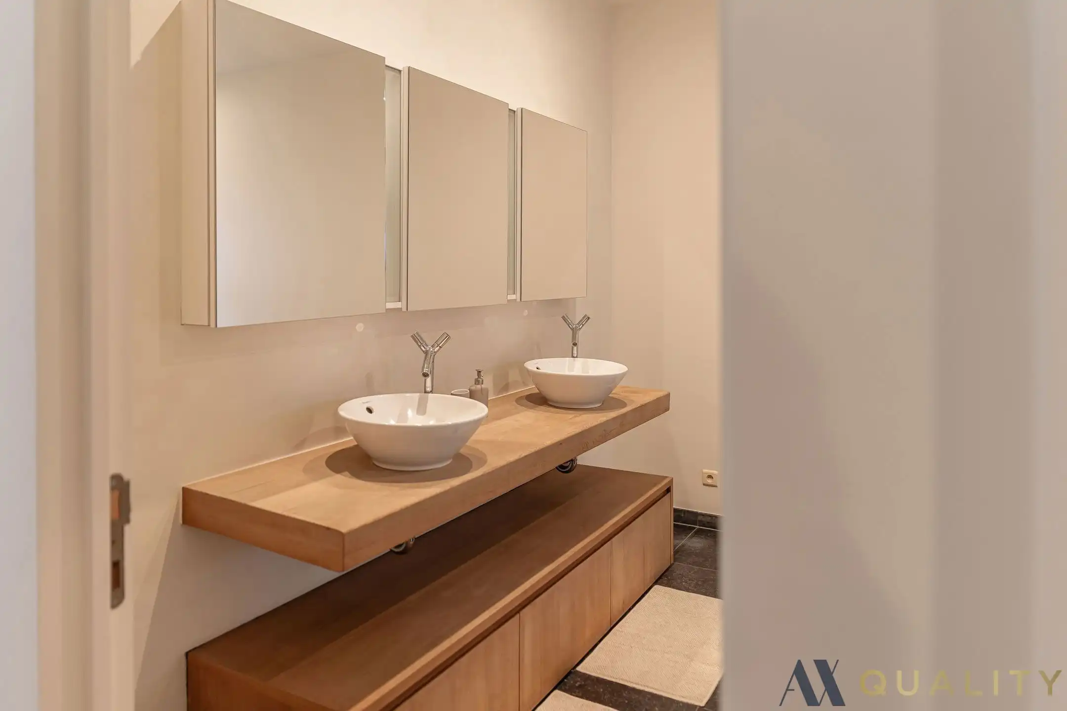 Veelzijdige Eigendom voor Wonen en Werken in Sint-Amands foto 26