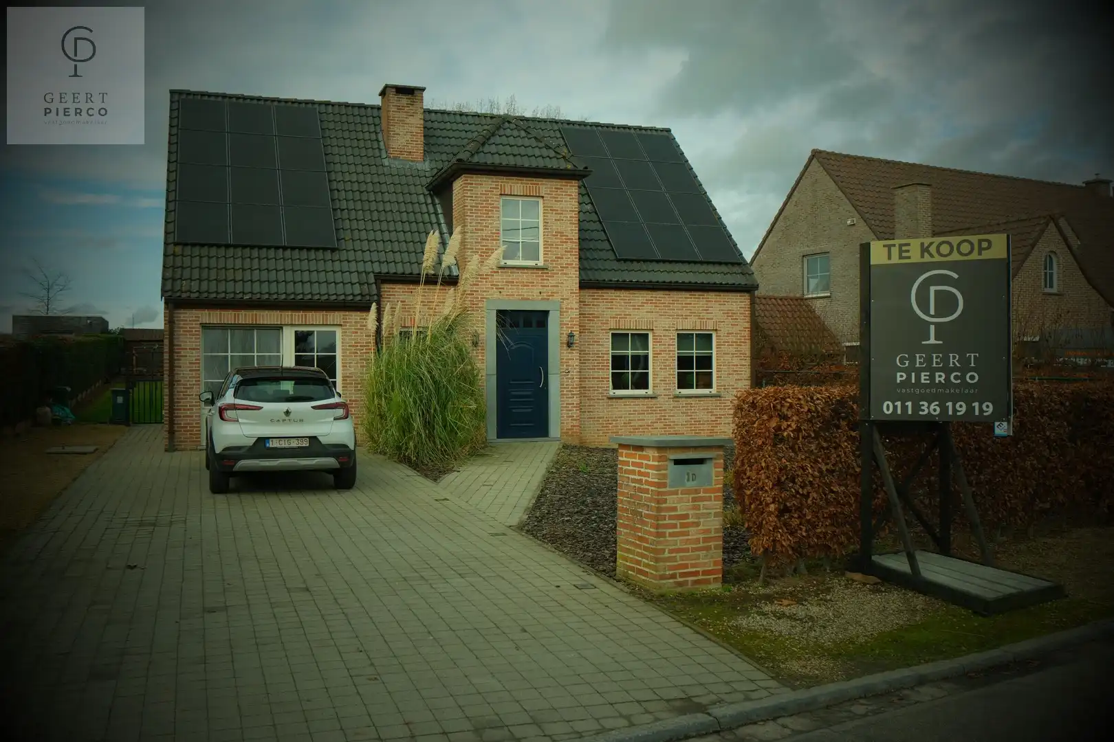 Knappe villa op 22are 93ca foto {{pictureIndex}}