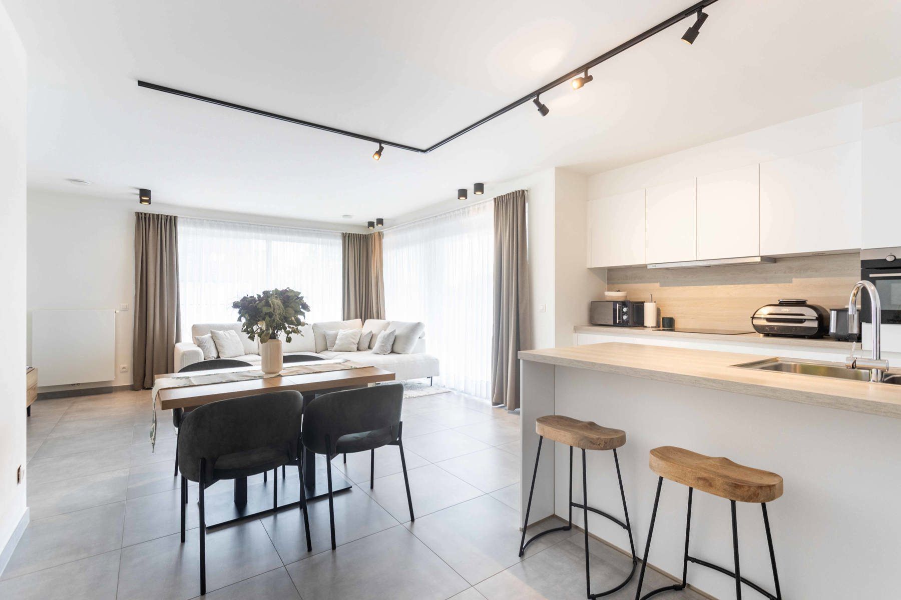 Comfortabel en Licht Appartement op toplocatie foto 7