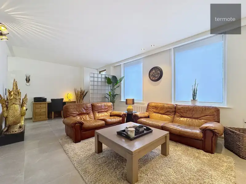 woning met magazijn foto 17