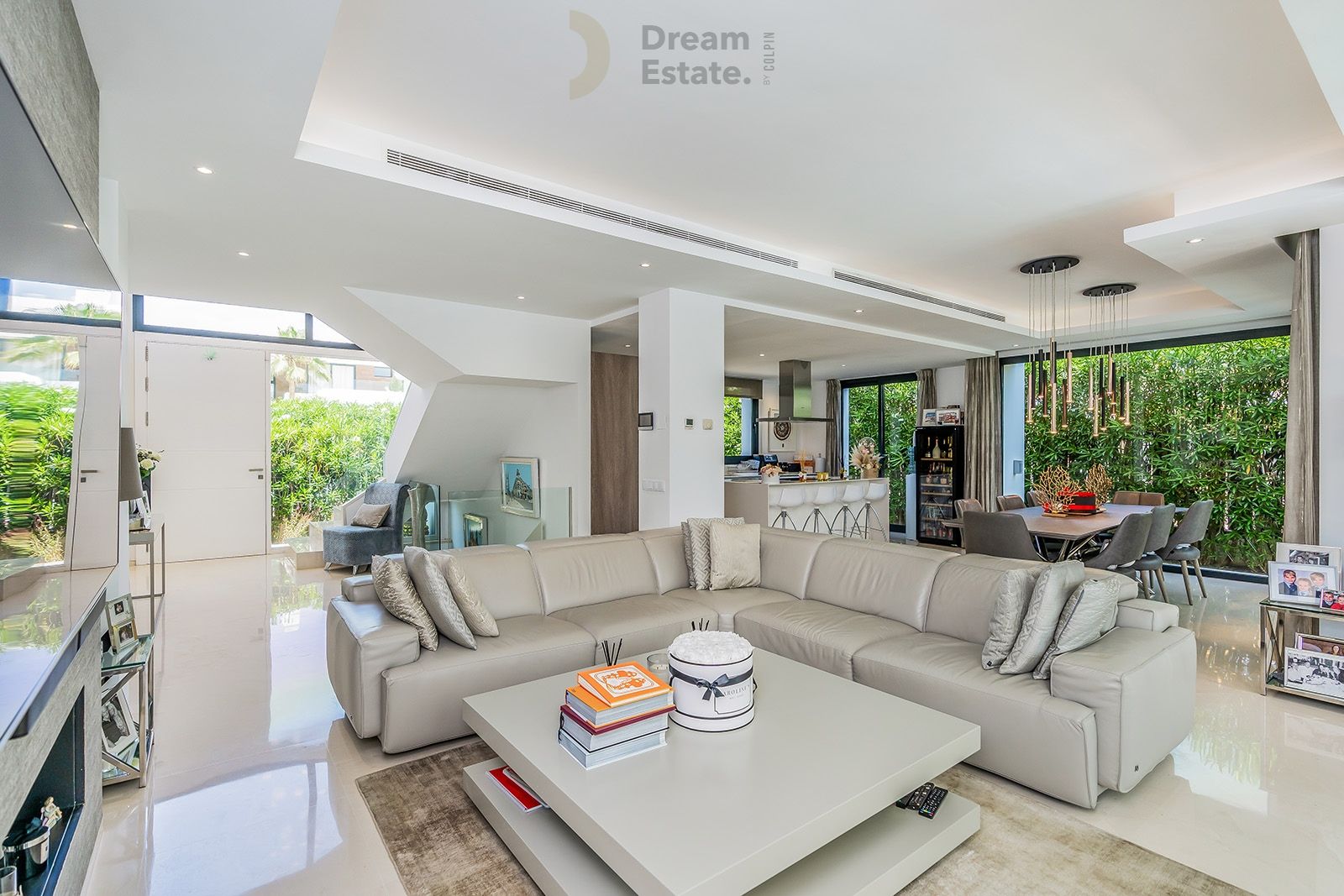 Moderne villa in de wijk El Paraiso, Estepona. foto 14