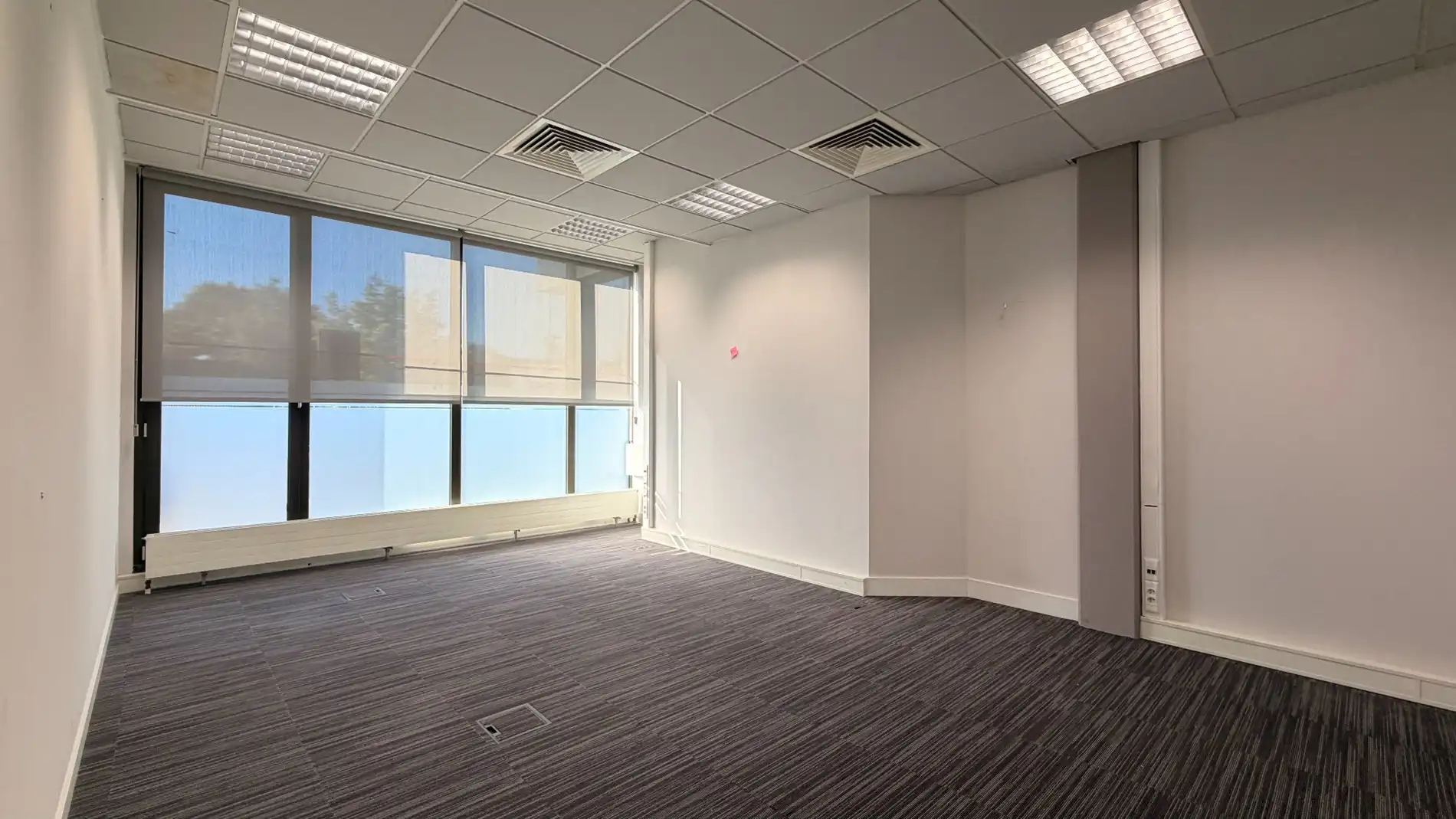 Kantoorruimte te huur in Singel Building in Berchem foto 4