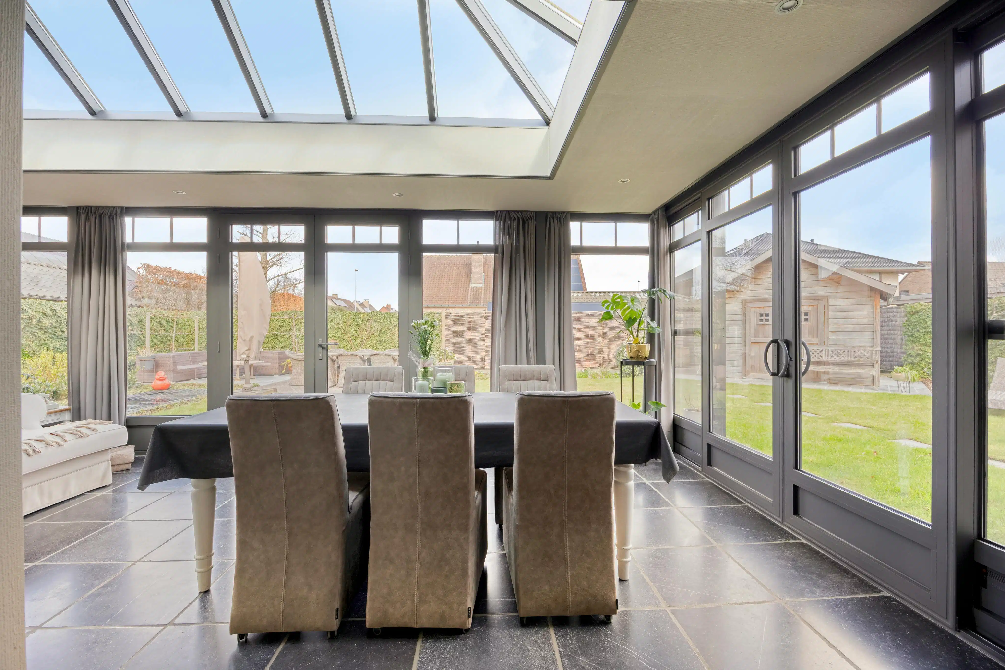 Alleenstaand huis op toplocatie te Izegem  foto 9