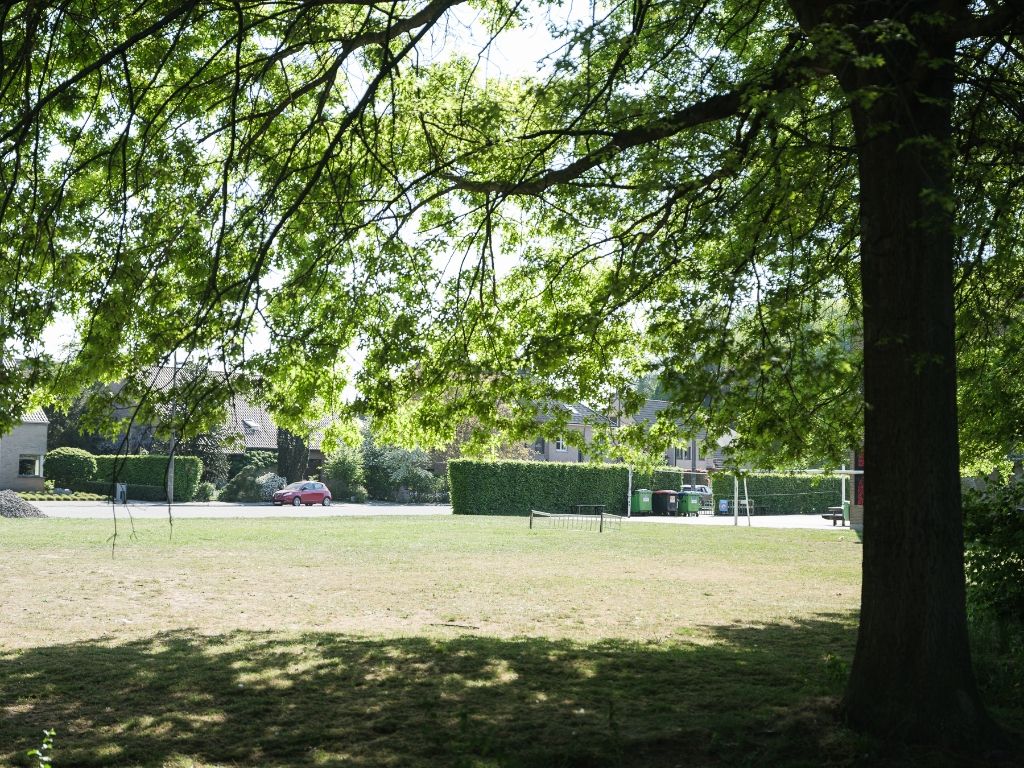 Gerenoveerd 1 slpk appartement met tuin nabij station Gent Sint-Pieters foto 9