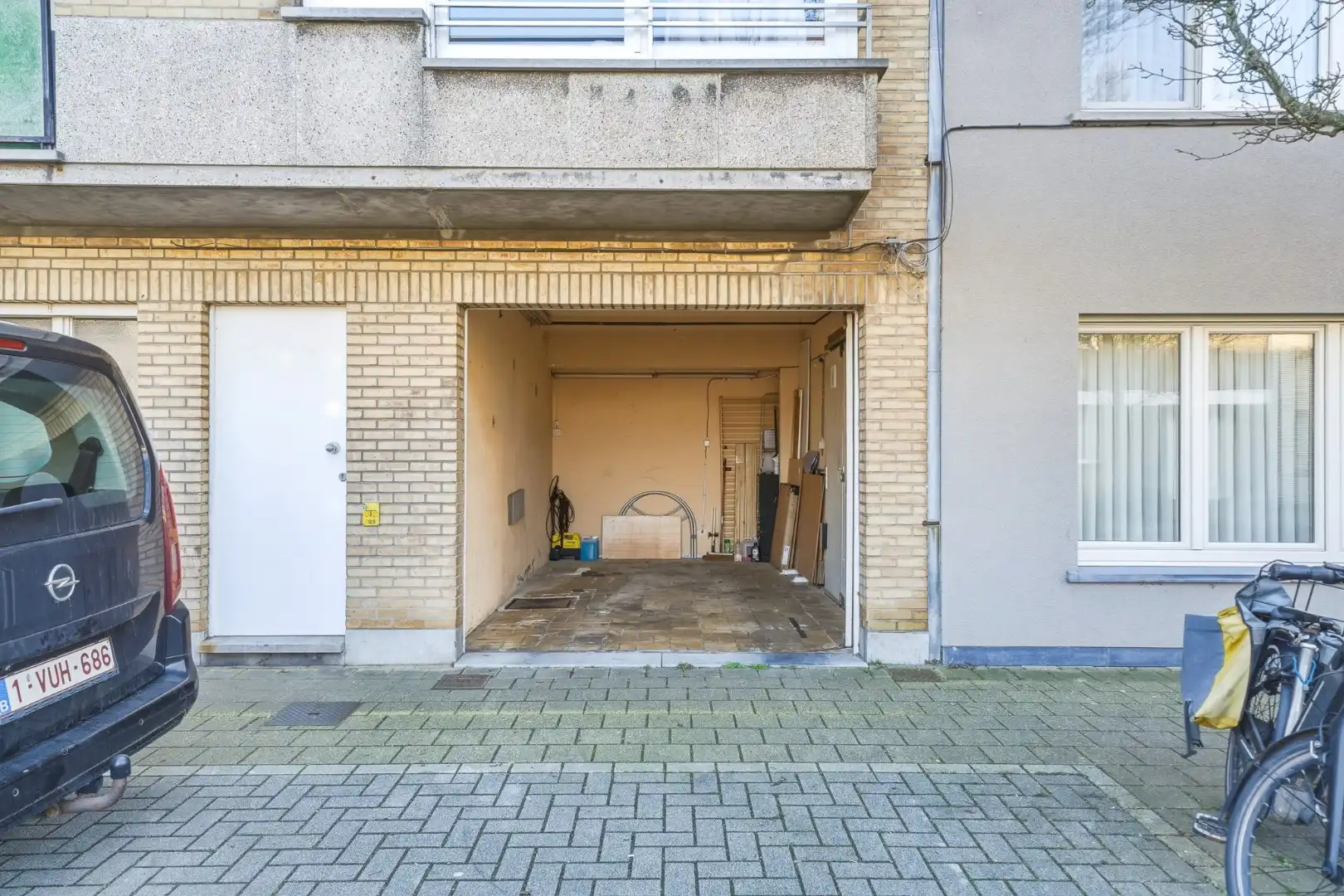 Opbrengsteigendom met 4 (vergunde) appartementen en garage te Bredene - Rendement 6,12% foto 3