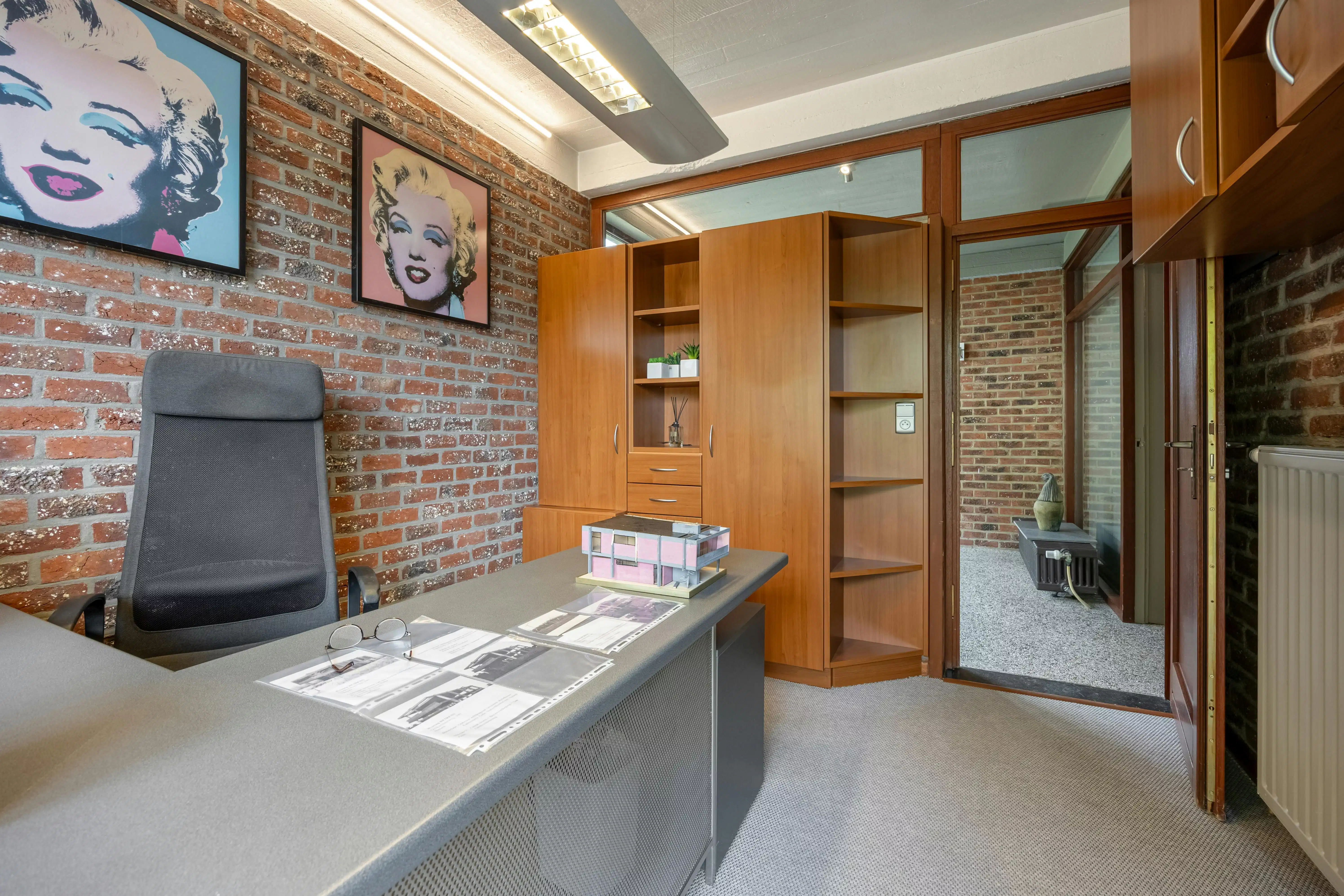 Uitzonderlijke villa met praktijk op toplocatie in Hasselt foto 13