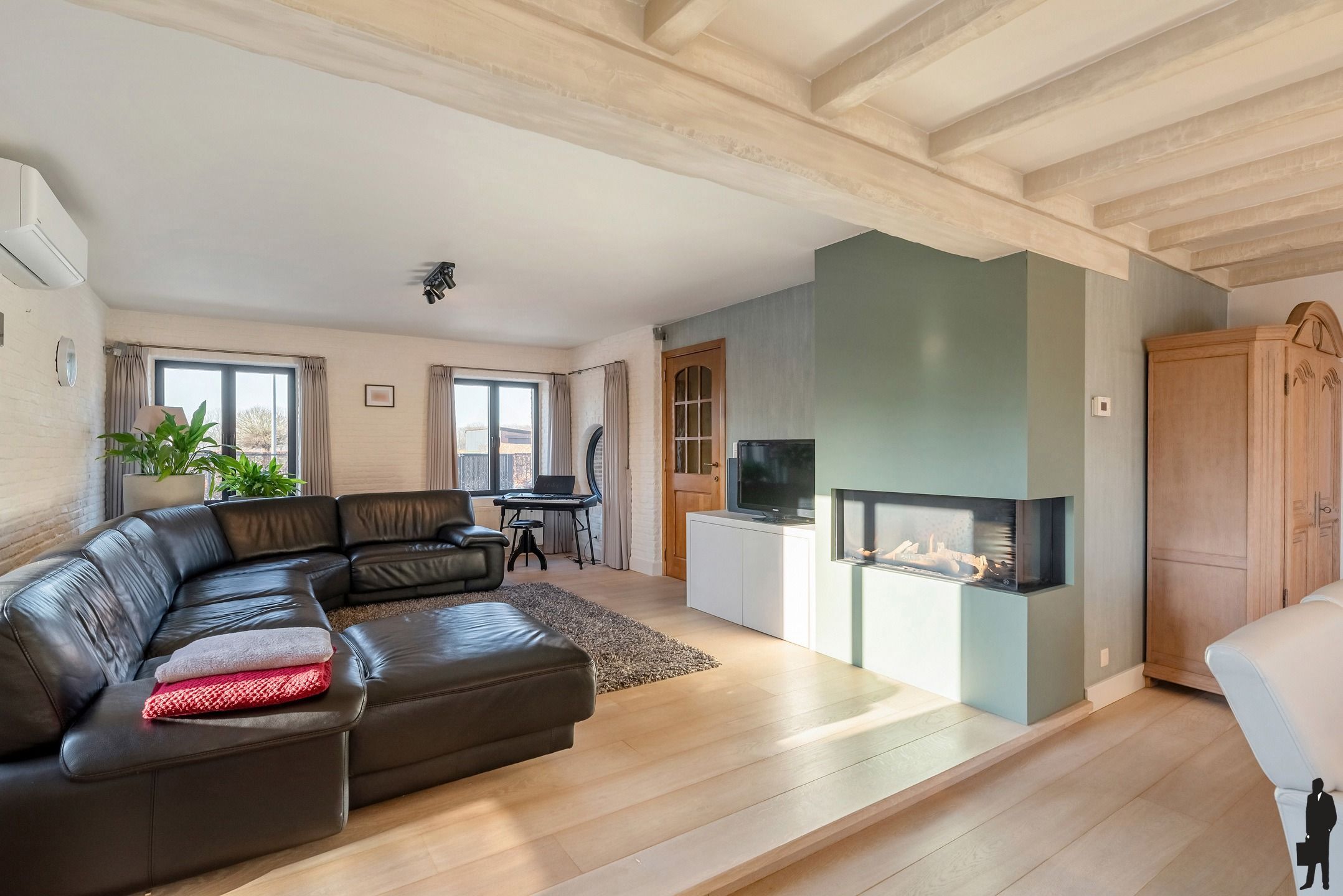 Energiezuinige villa met 5 slaapkamers, tuin, garage in Wortel. foto 8