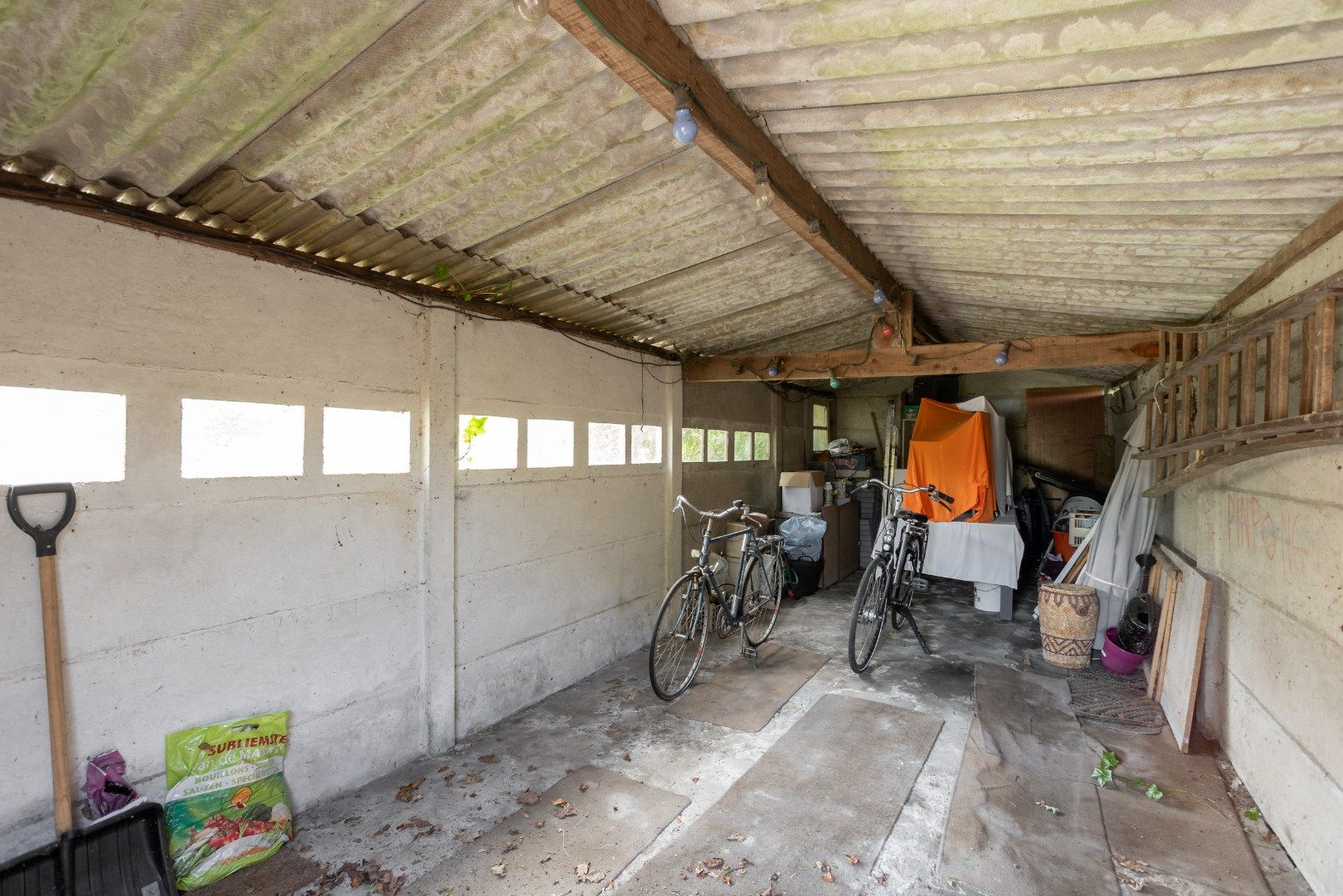 Halfopen woning op een perceel van 12a58ca te koop! foto 4