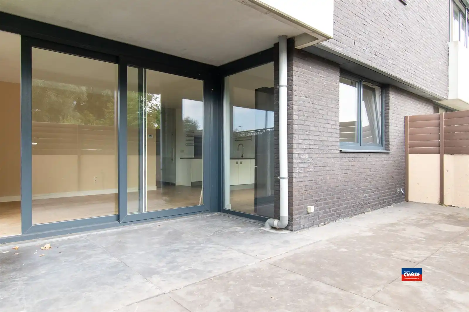 Gezellig gelijkvloers appartement met 1 of 2 slaapkamers en terras foto 5