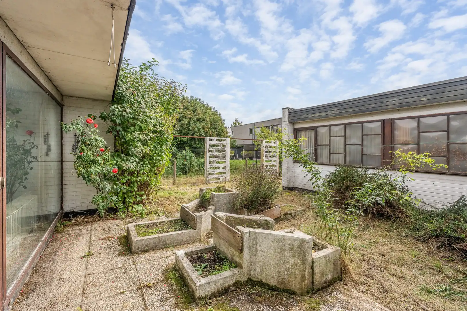 Karaktervolle patio-bungalow met renovatiepotentieel in doodlopende straat te Herent foto 17