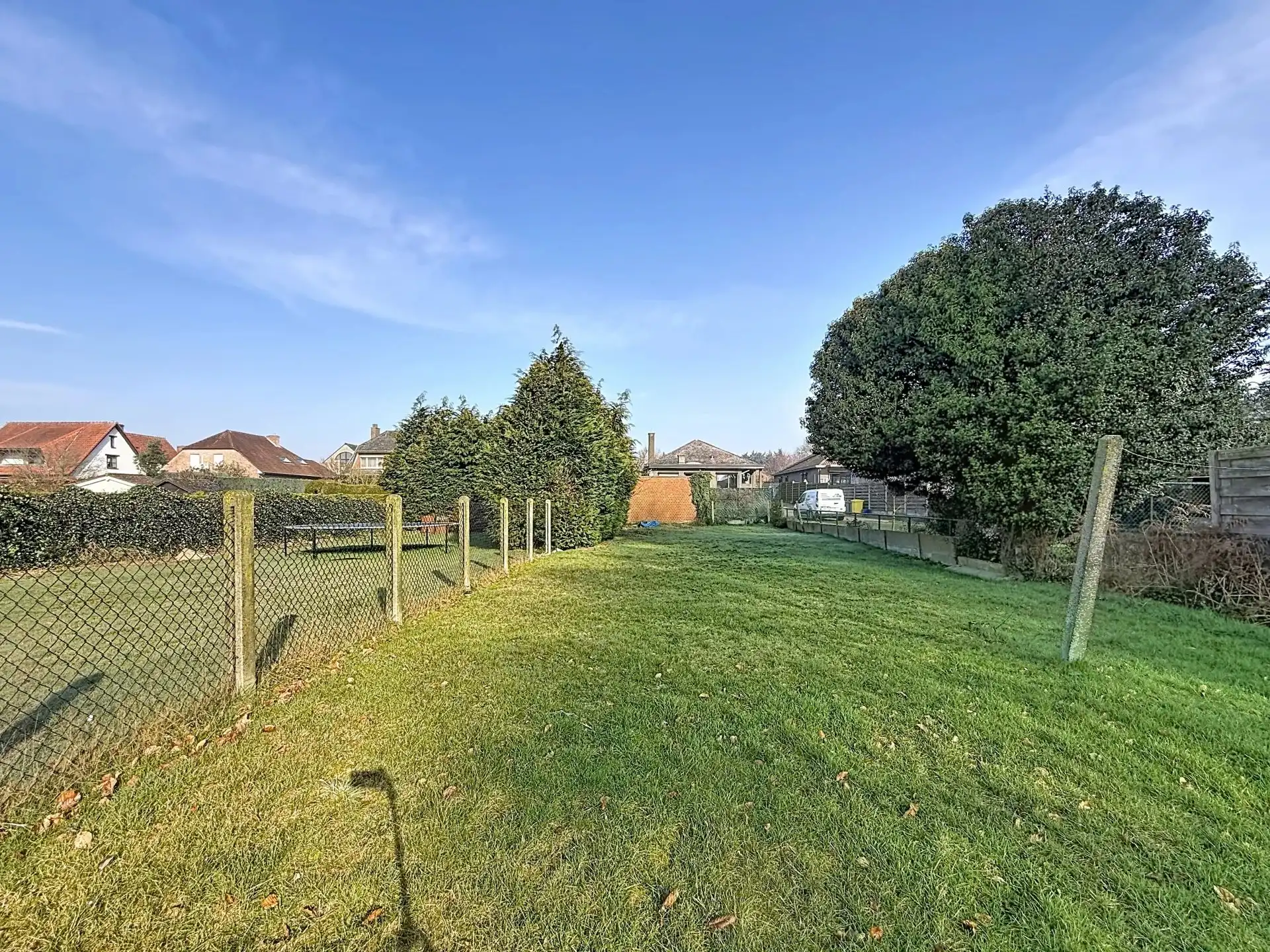 Halfopen bebouwing met 3 slaapkamers en een ruime tuin. foto 29