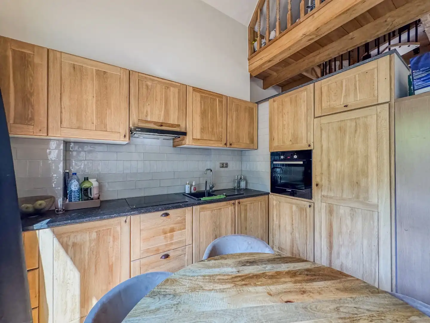 Gezellige rijwoning met 2 slaapkamers, mezzanine en terras. foto 9