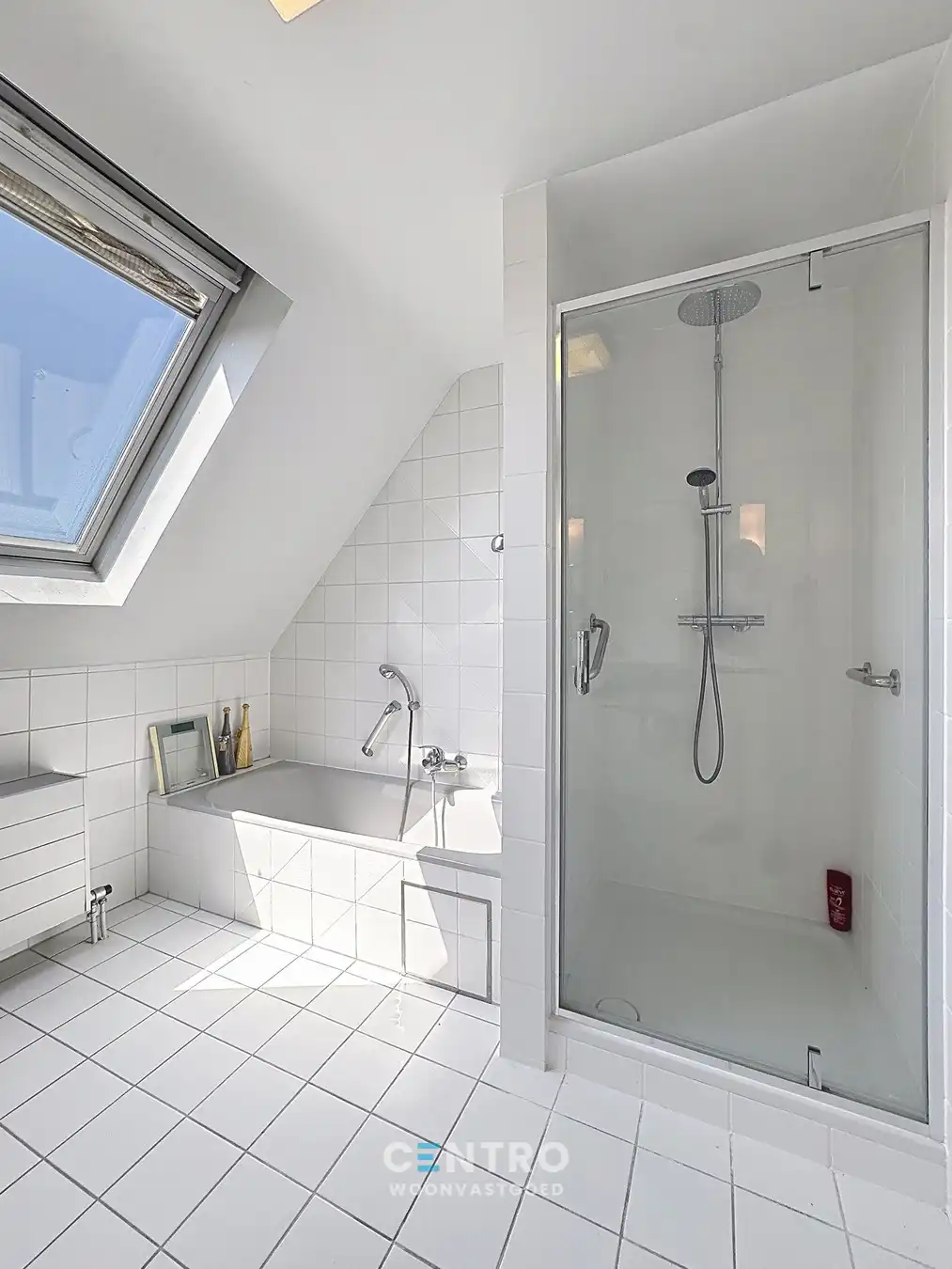 ENERGIEZUINGIE woning met 3 slpks, garge én ZUIDger. tuin! foto 12