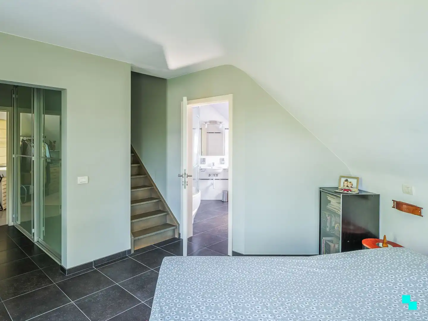 Lichtrijke villa met vier slaapkamers en zonnige tuin in Merelbeke Kwenenbos foto 23