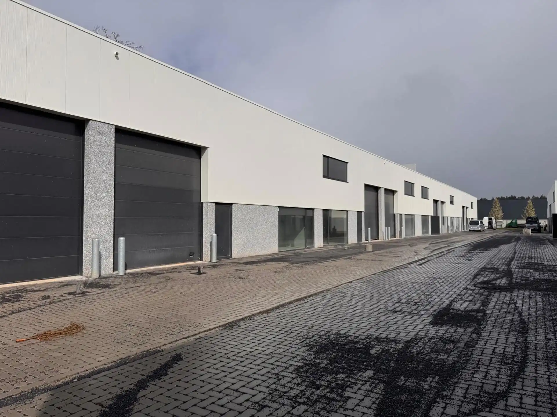 Nieuwbouw KMO-units te huur te Kapellen foto 4