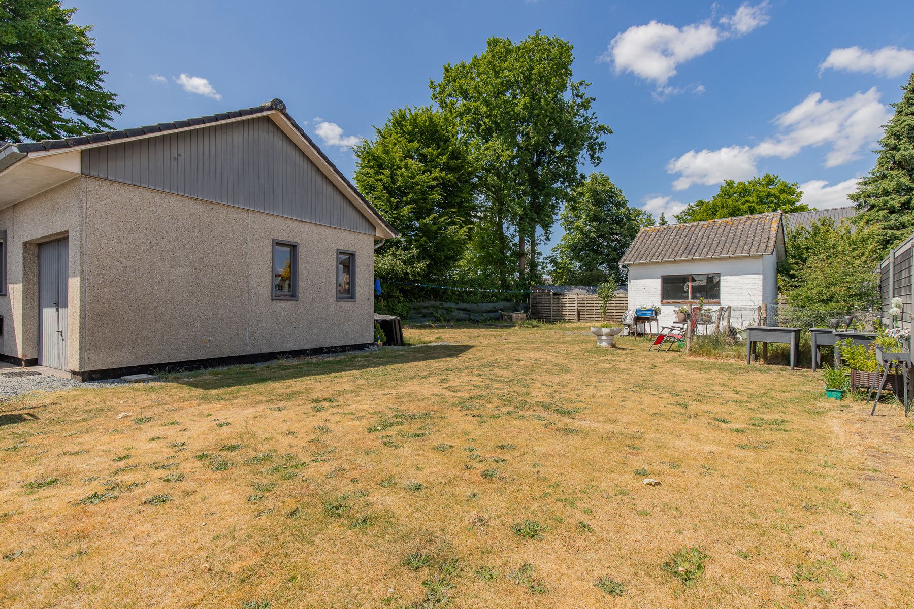 Uitstekend gelegen bungalow  foto 2