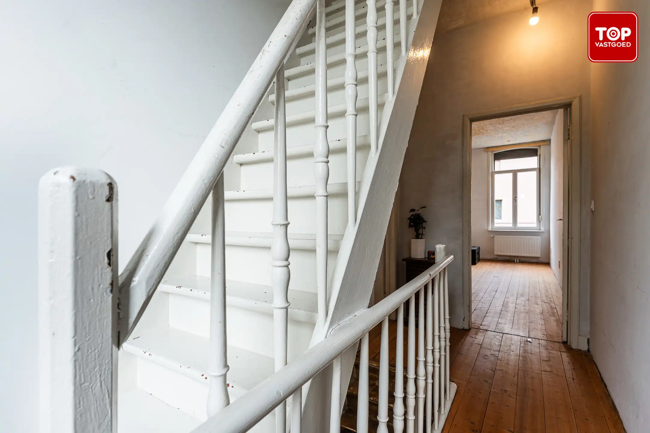 Woning met 3 slaapkamers en leuke tuin op toplocatie. foto 19