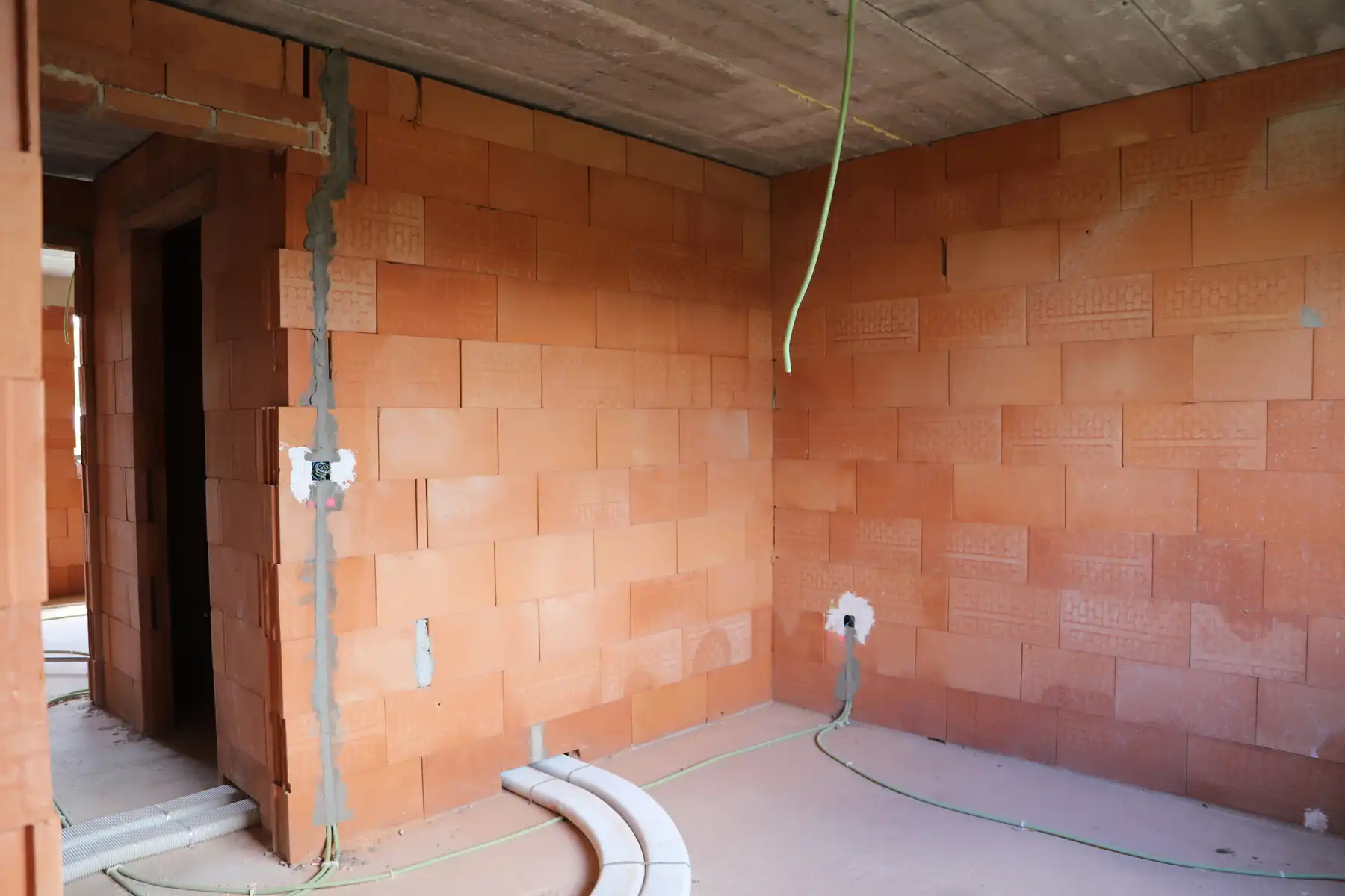 Halfopen nieuwbouwwoning in doodlopende straat foto 7