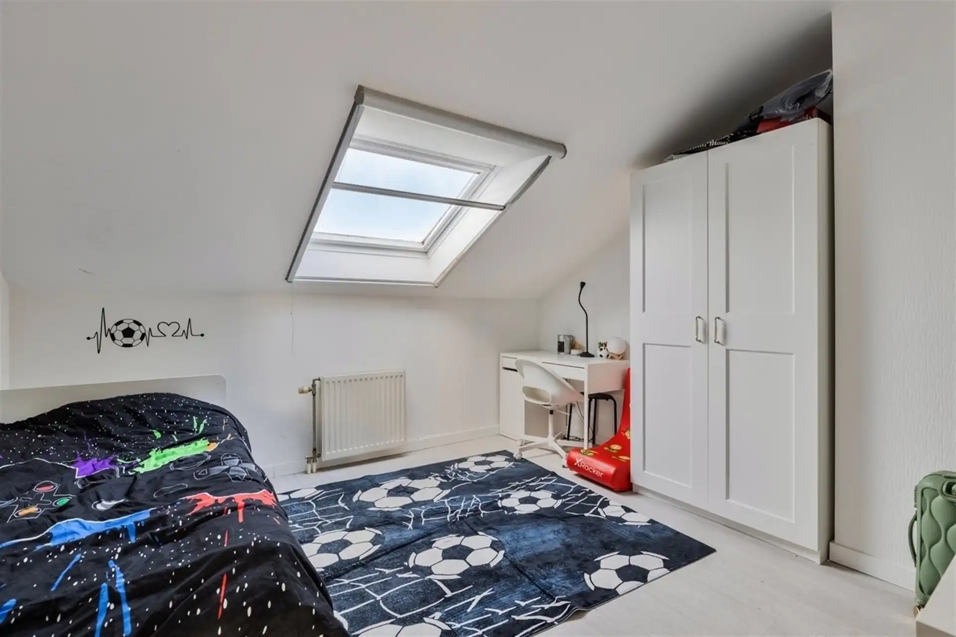 Ruim duplexappartement met 3 slaapkamers foto 12