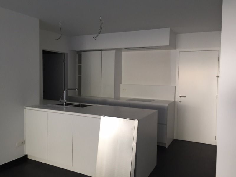 Instapklaar 2-slpk appartement met terras/tuin en 2 parkeerplaatsen foto 4