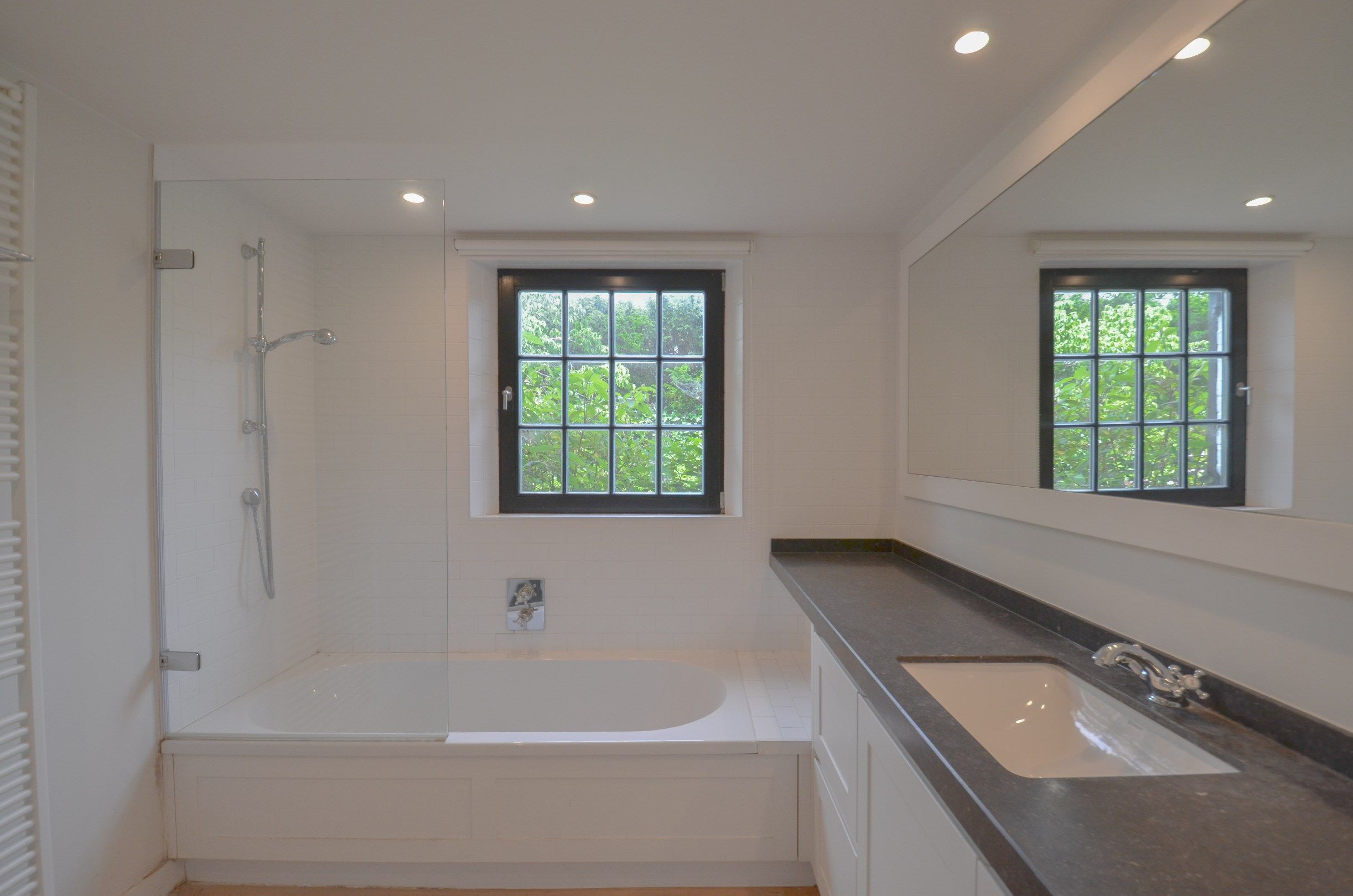 Exclusieve villa ,rustig gelegen op een perceel van 1628 m² nabij de Royal Zoute Tennis Club. foto 36
