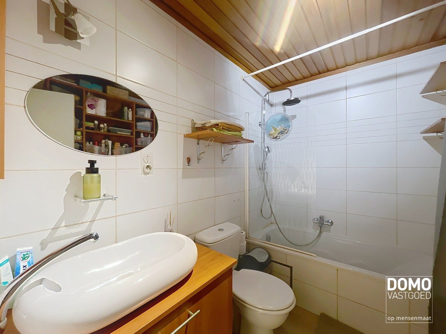 APPARTEMENT MET TERRAS IN HET CENTRUM VAN KERMT foto 10