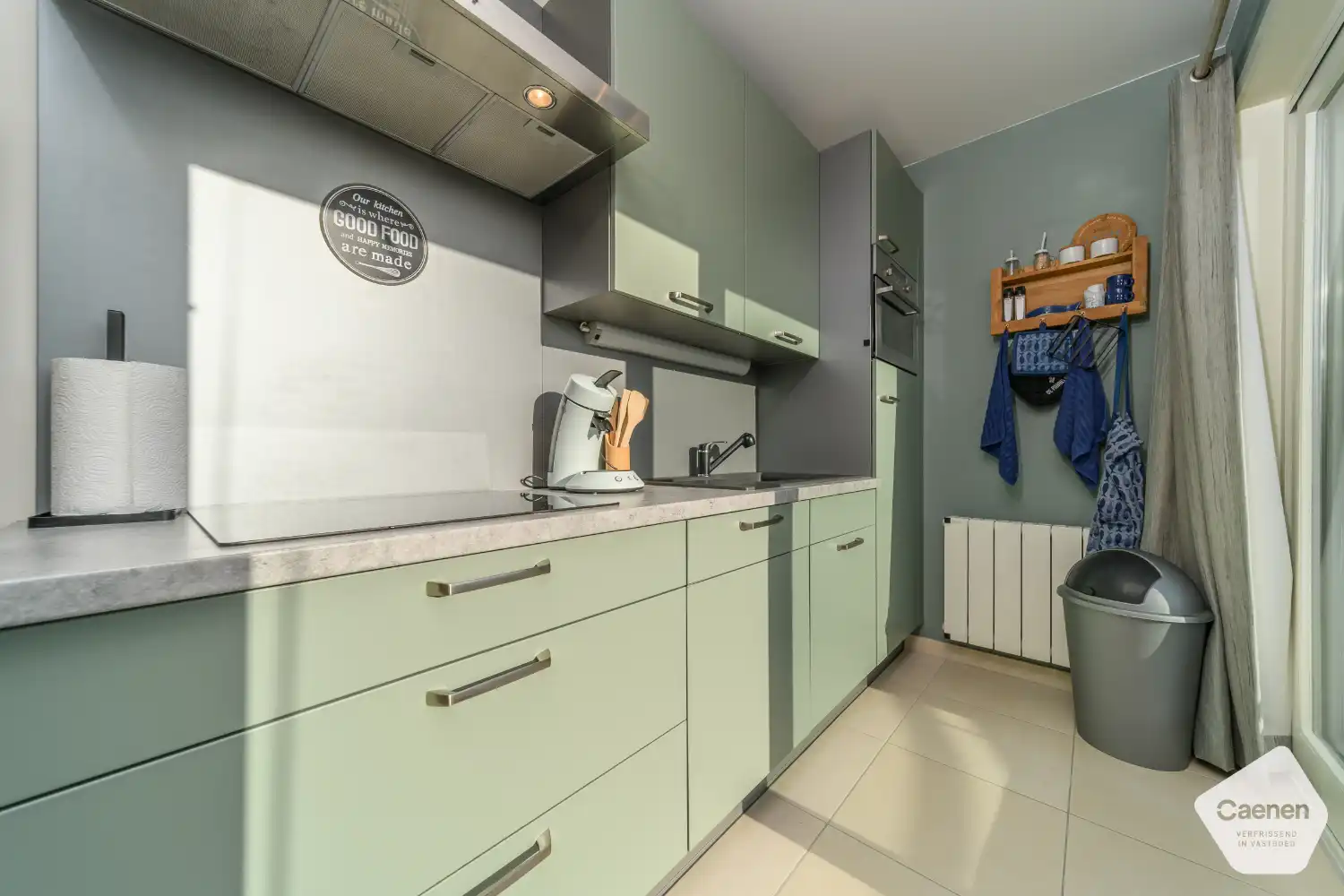Modern en instapklaar hoekappartement met ruime garage, vlak bij zee en centrum foto 7