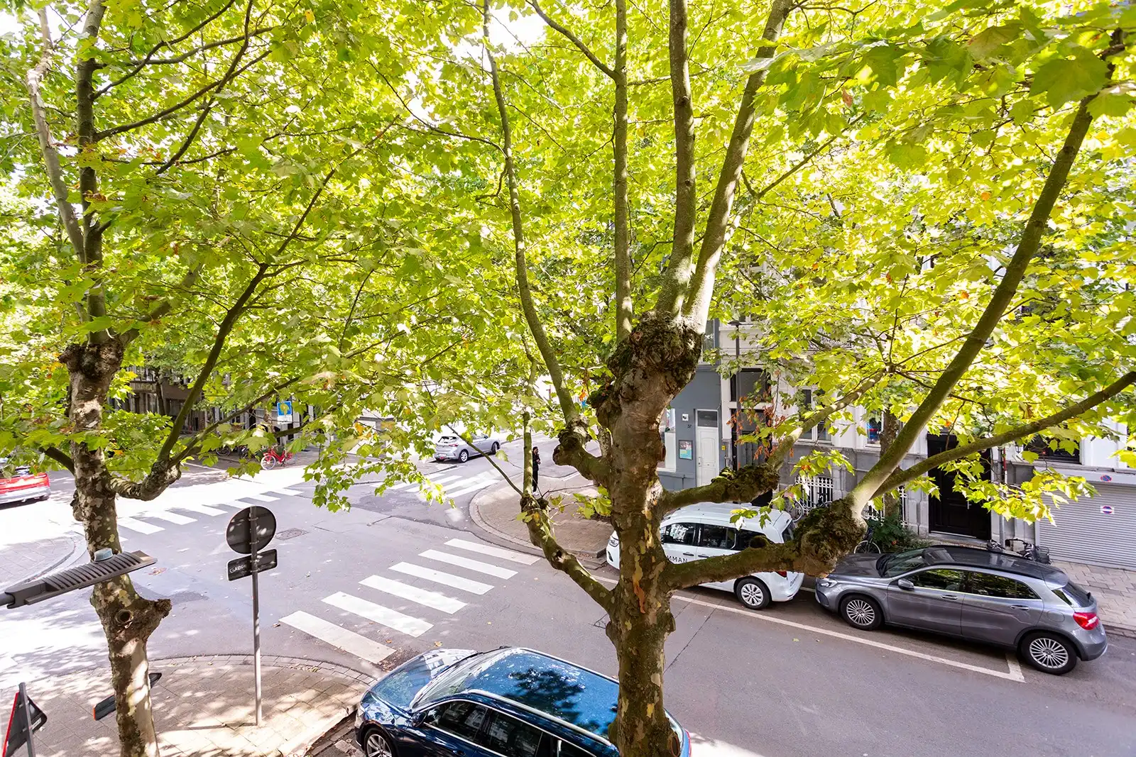 Woning met 6 slaapkamers, volledig naar eigen smaak renoveren foto 8