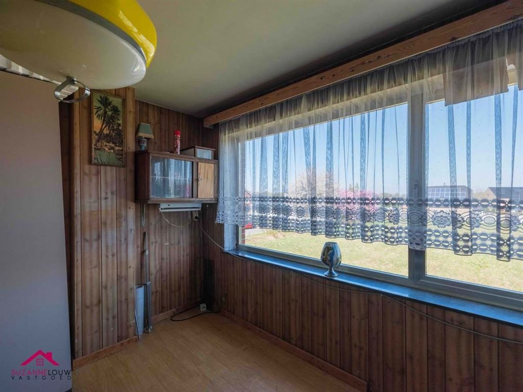 Vrijstaande woning, te renoveren naar eigen smaak en wensen foto 31