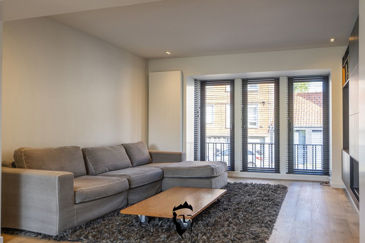 LUXUEUS WONEN foto 5