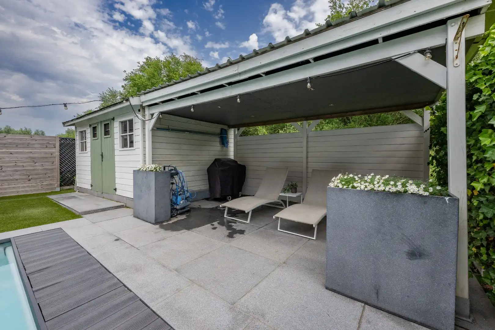 Moderne, energiezuinige woning met zwembad foto 5