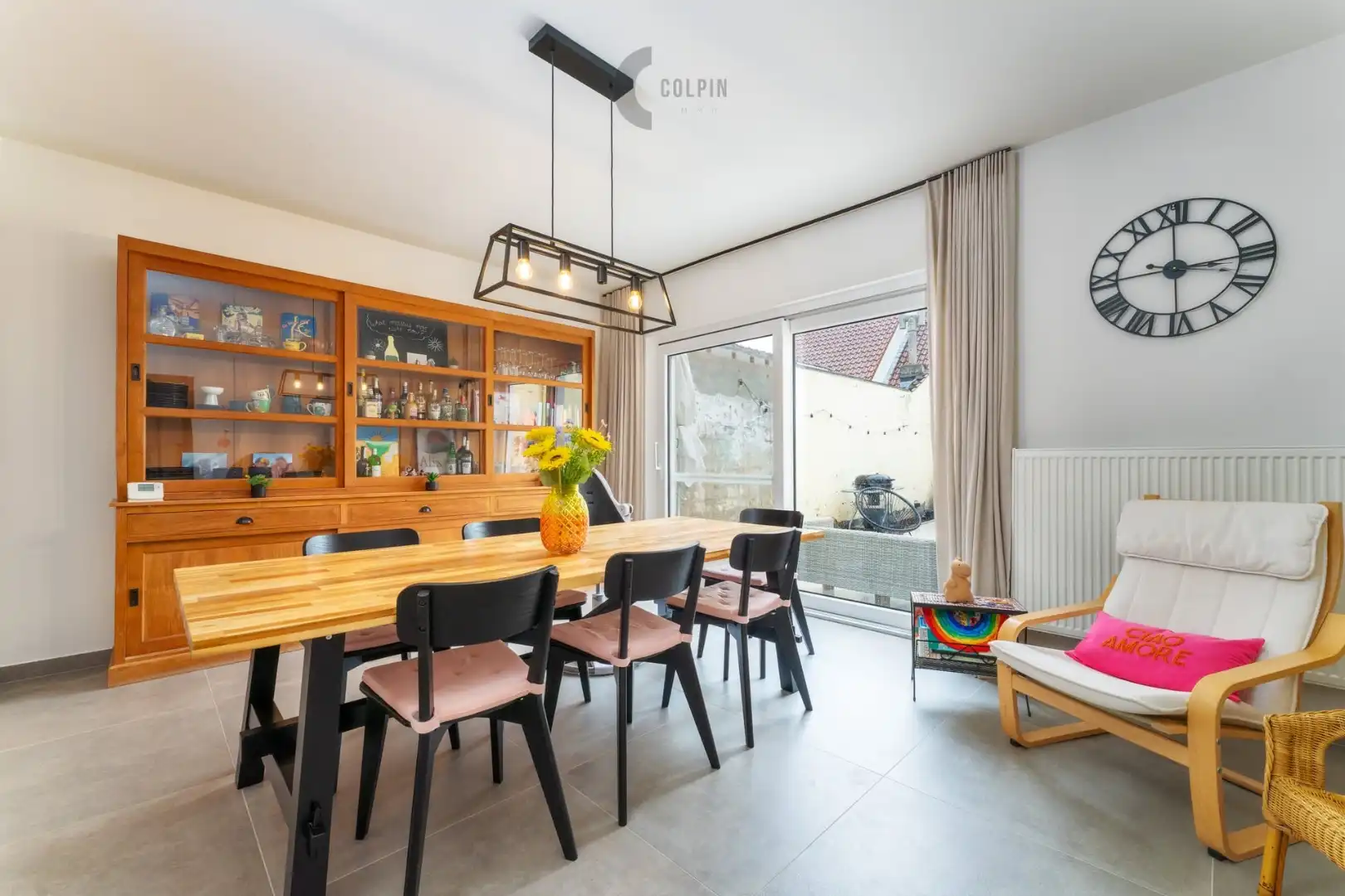 Te koop: Ruime woning in het centrum van Heist, op wandelafstand van strand en Heldenplein foto 4