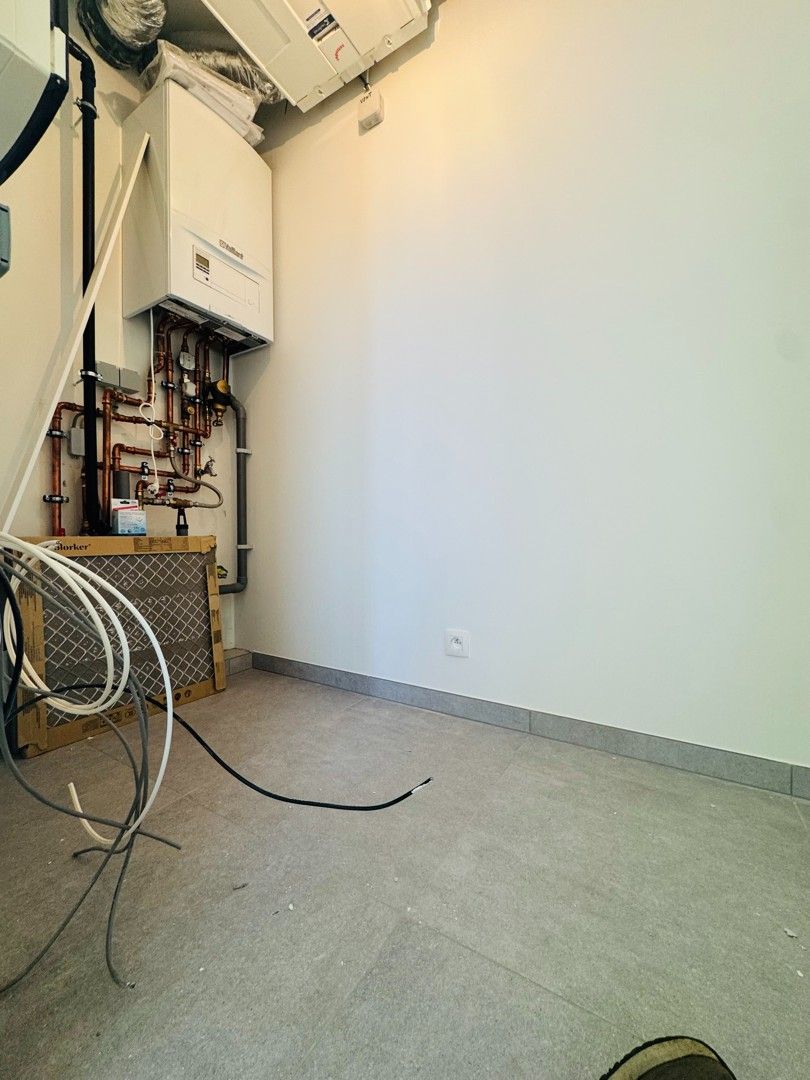 Subliem appartement in het bruisende hart van Waregem! foto 12