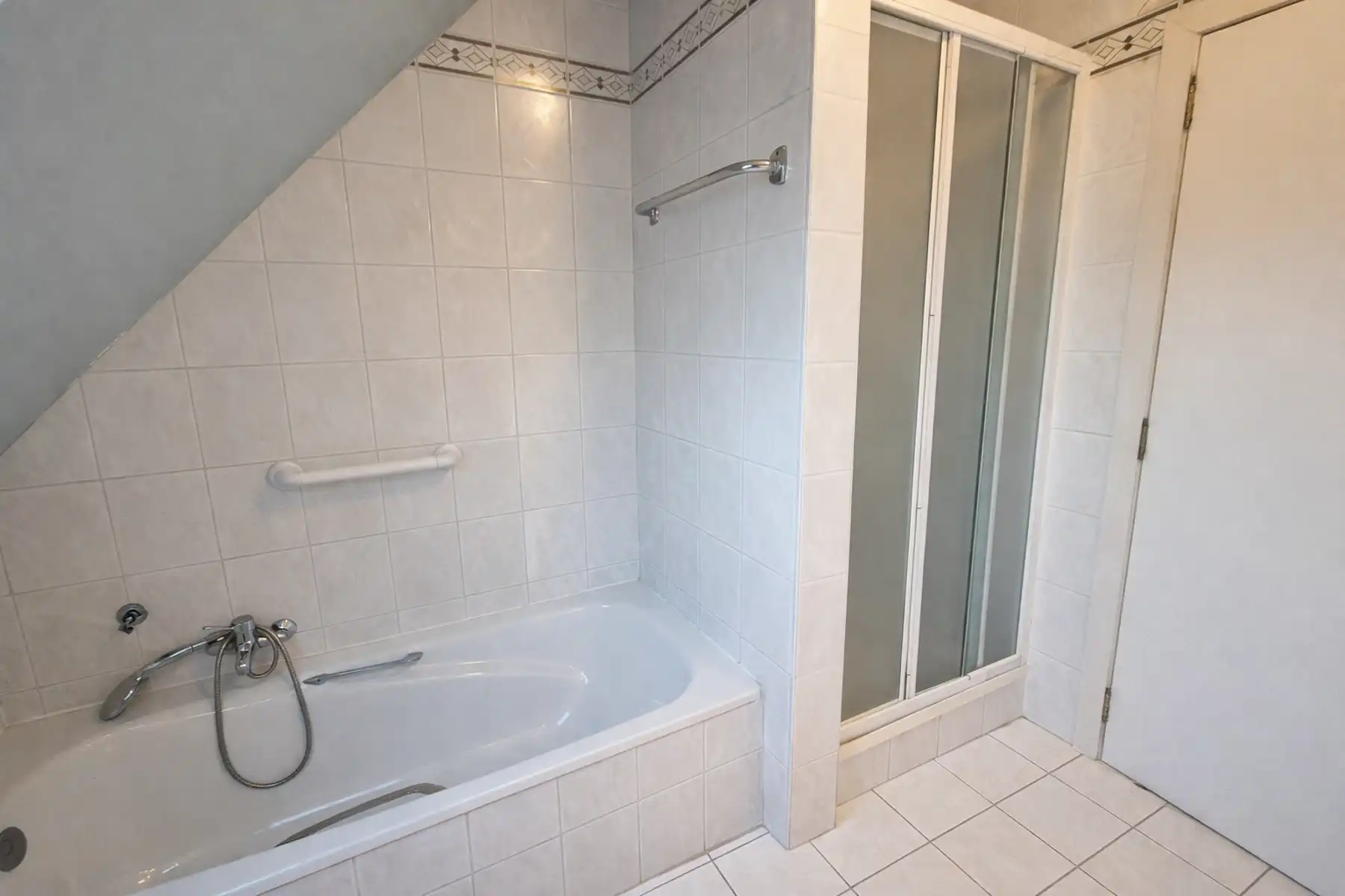 Ruim duplexappartement te Ninove foto 9
