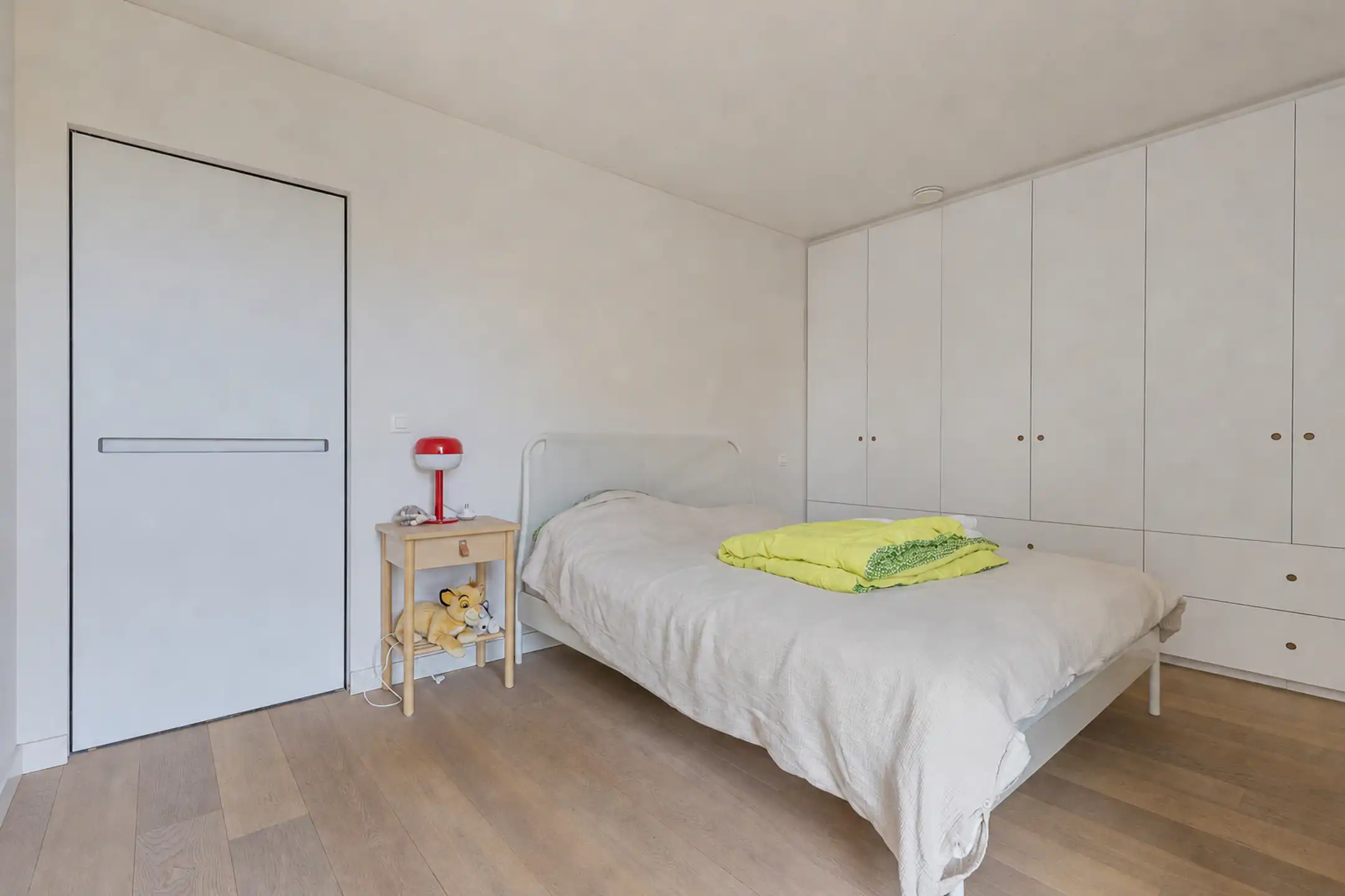 HERZELE - Recent gerenoveerde woning op centrale locatie  foto 16