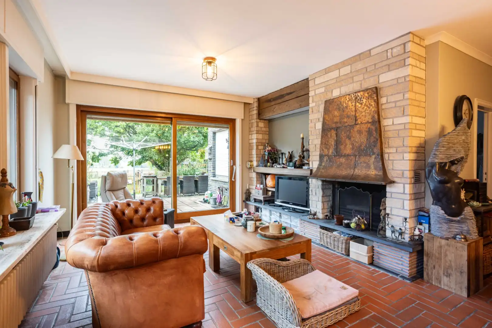 Super toffe instapklare woning met prachtige zonnige verzichten foto 15