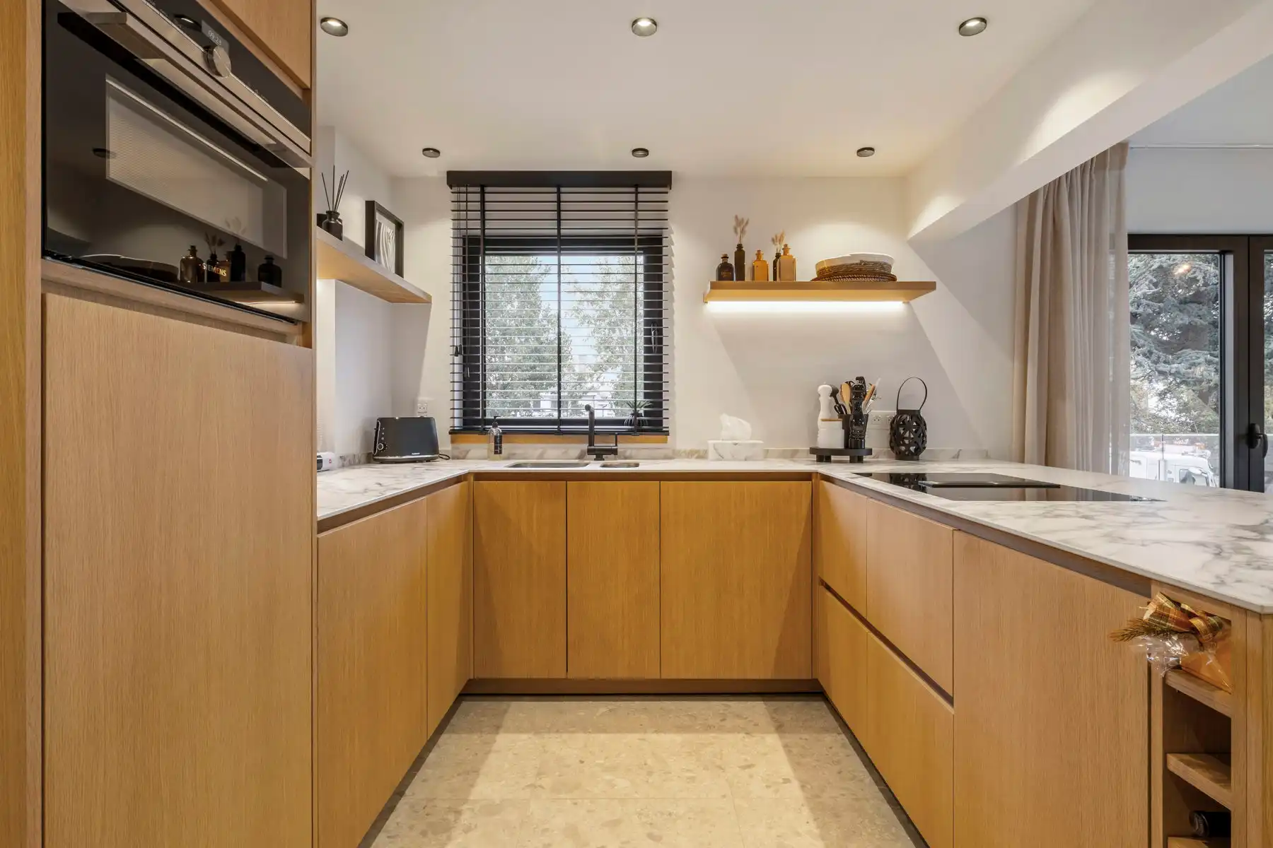 Stijlvol en modern appartement op toplocatie in Knokke-Heist foto 6
