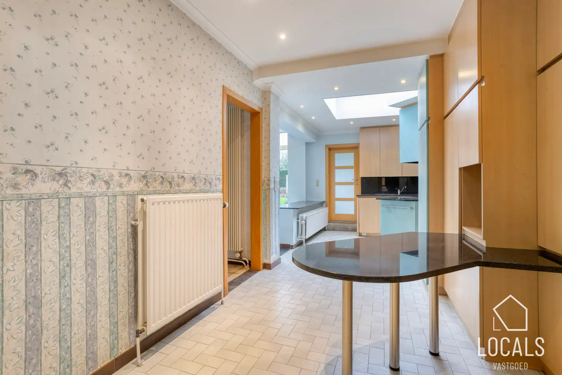 Opbrengsteigendom met woning en kantoor in centrum Haaltert foto 10