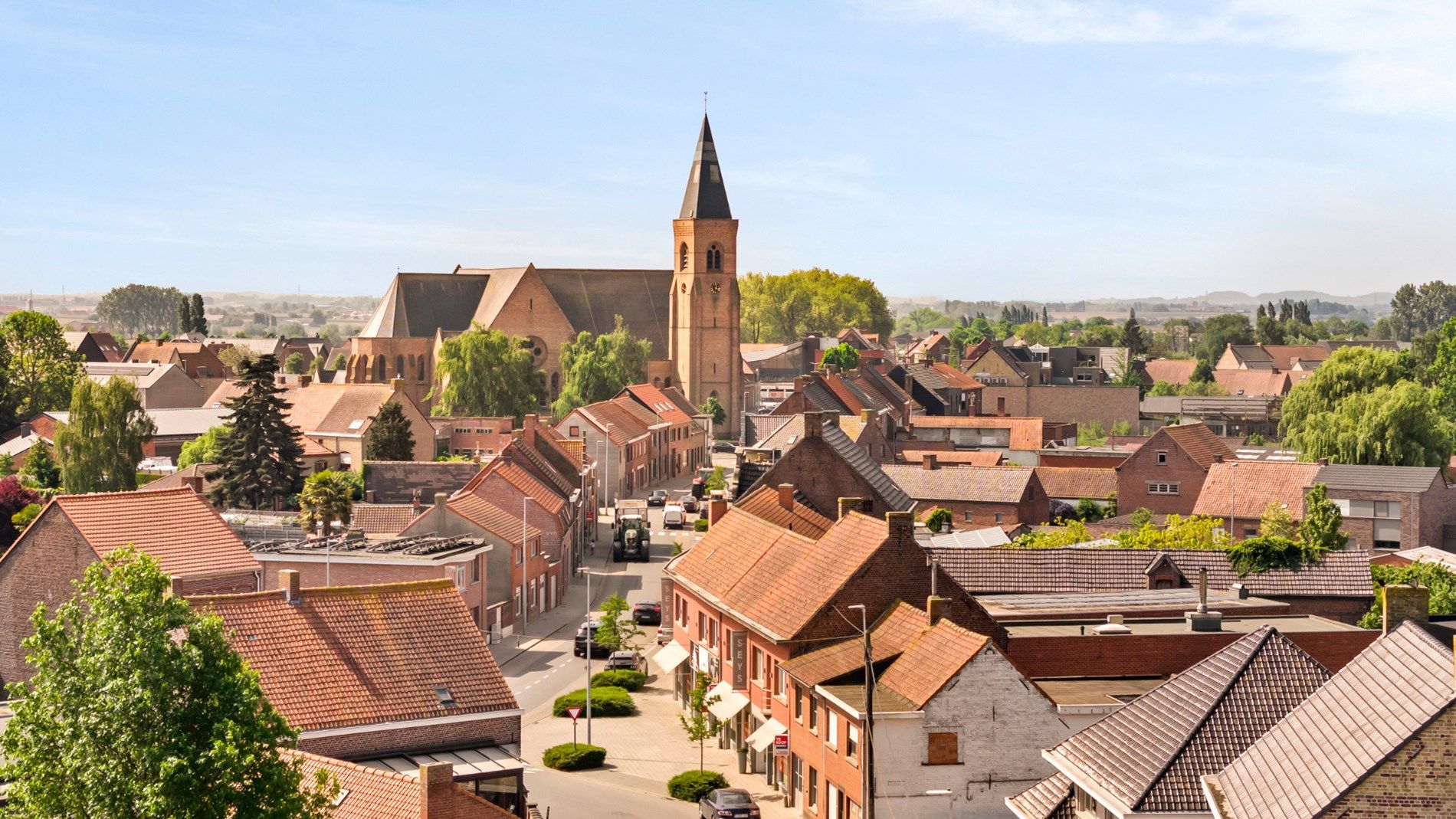 HANDELSRUIMTE + WOONST + VERHUURD APPARTEMENT foto 4