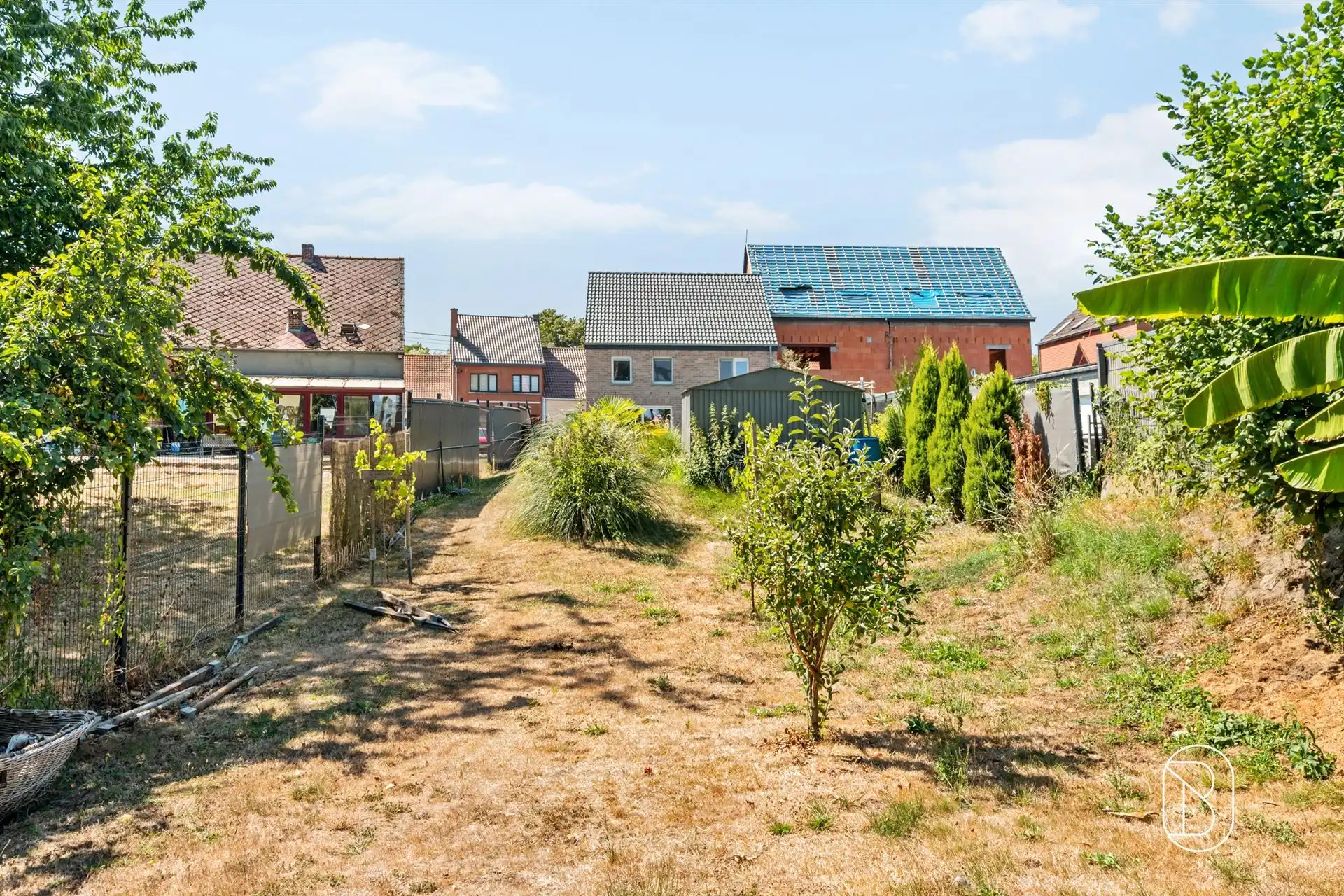 Recente woning (2021) met 4 slpk en zwembad! foto 5